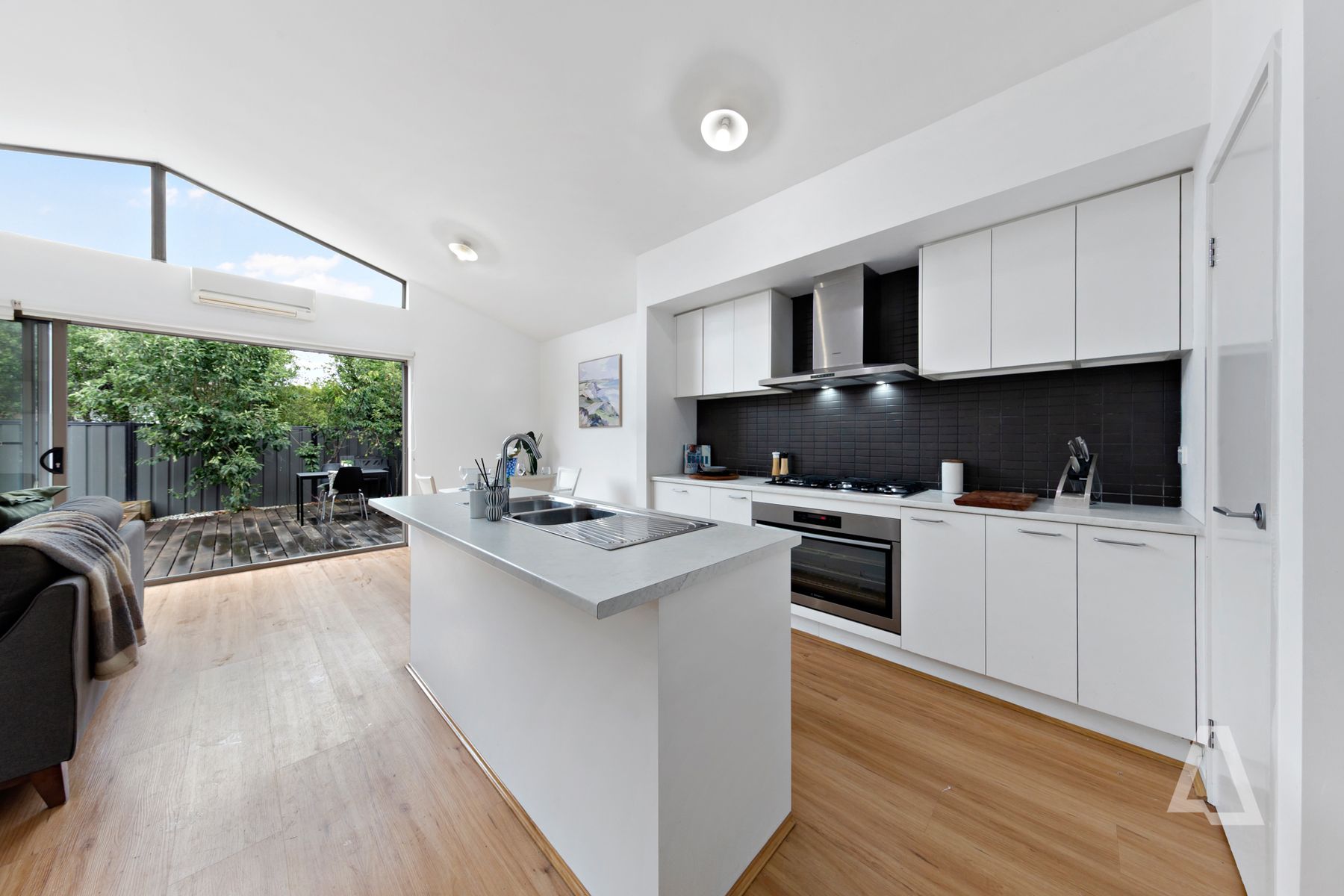 27 Monet Drive, Truganina, VIC 3029, Truganina - Thumbnail 5