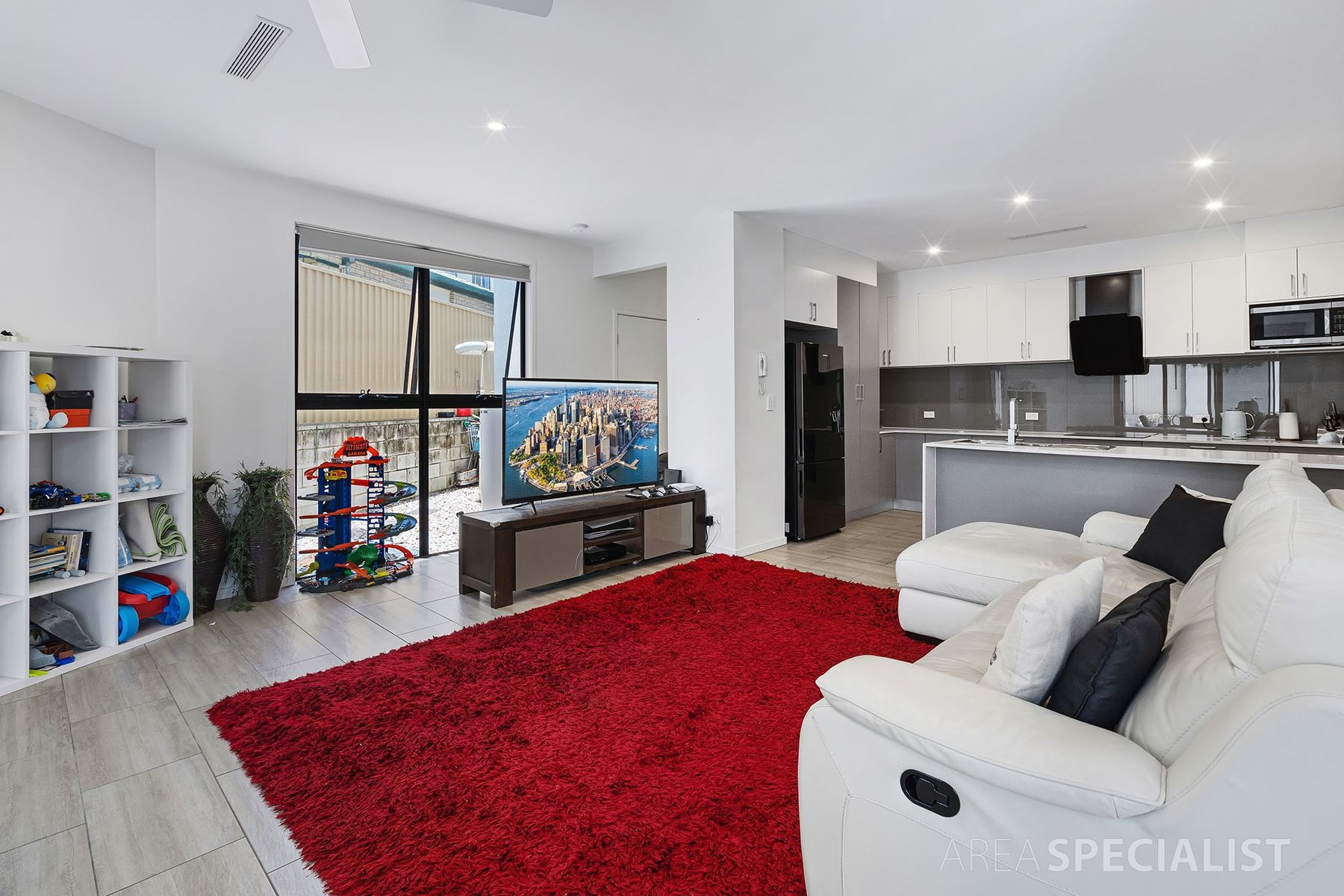 1/485A Pine Ridge Road, Runaway Bay, QLD 4216, Runaway Bay - Thumbnail 5