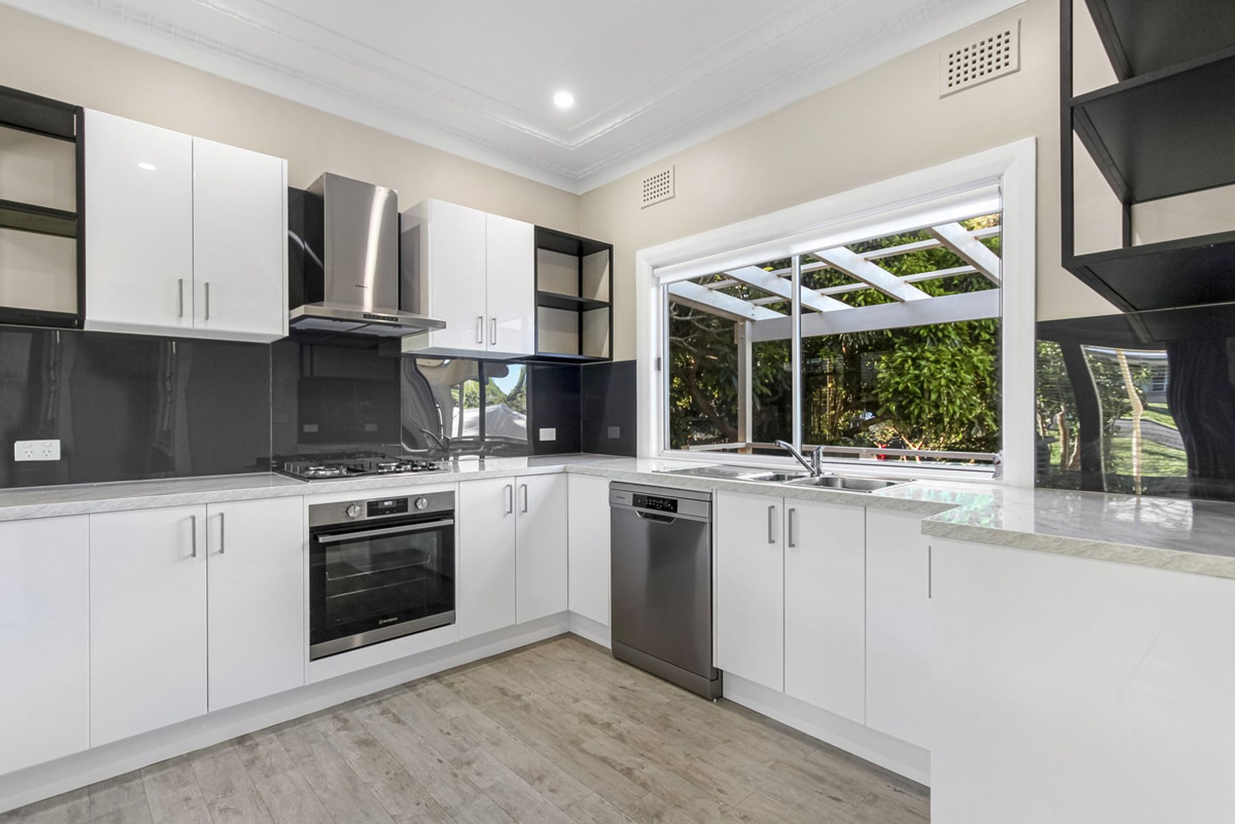 39 Flynn Street, Port Macquarie NSW 2444, Port Macquarie - Thumbnail 3