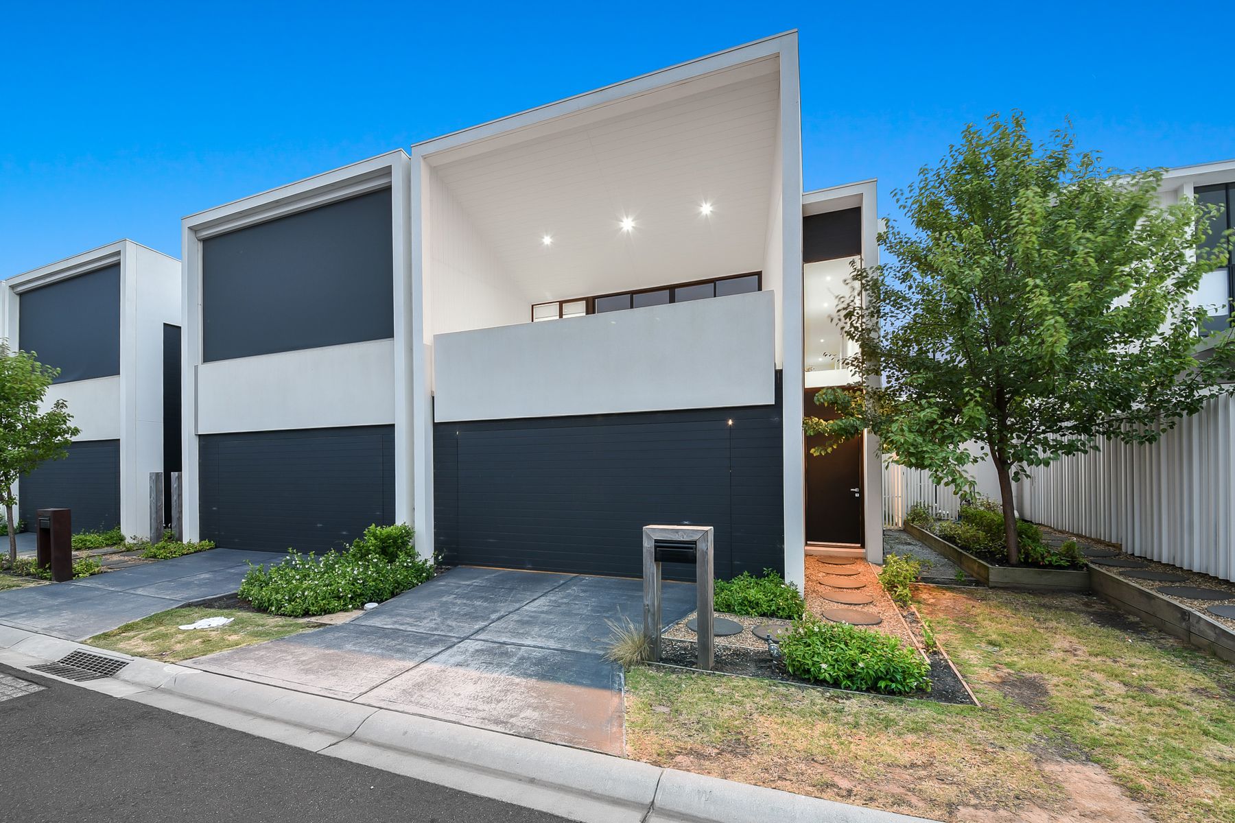 15 Langi Street, Springvale, VIC 3171, Springvale - Thumbnail 2