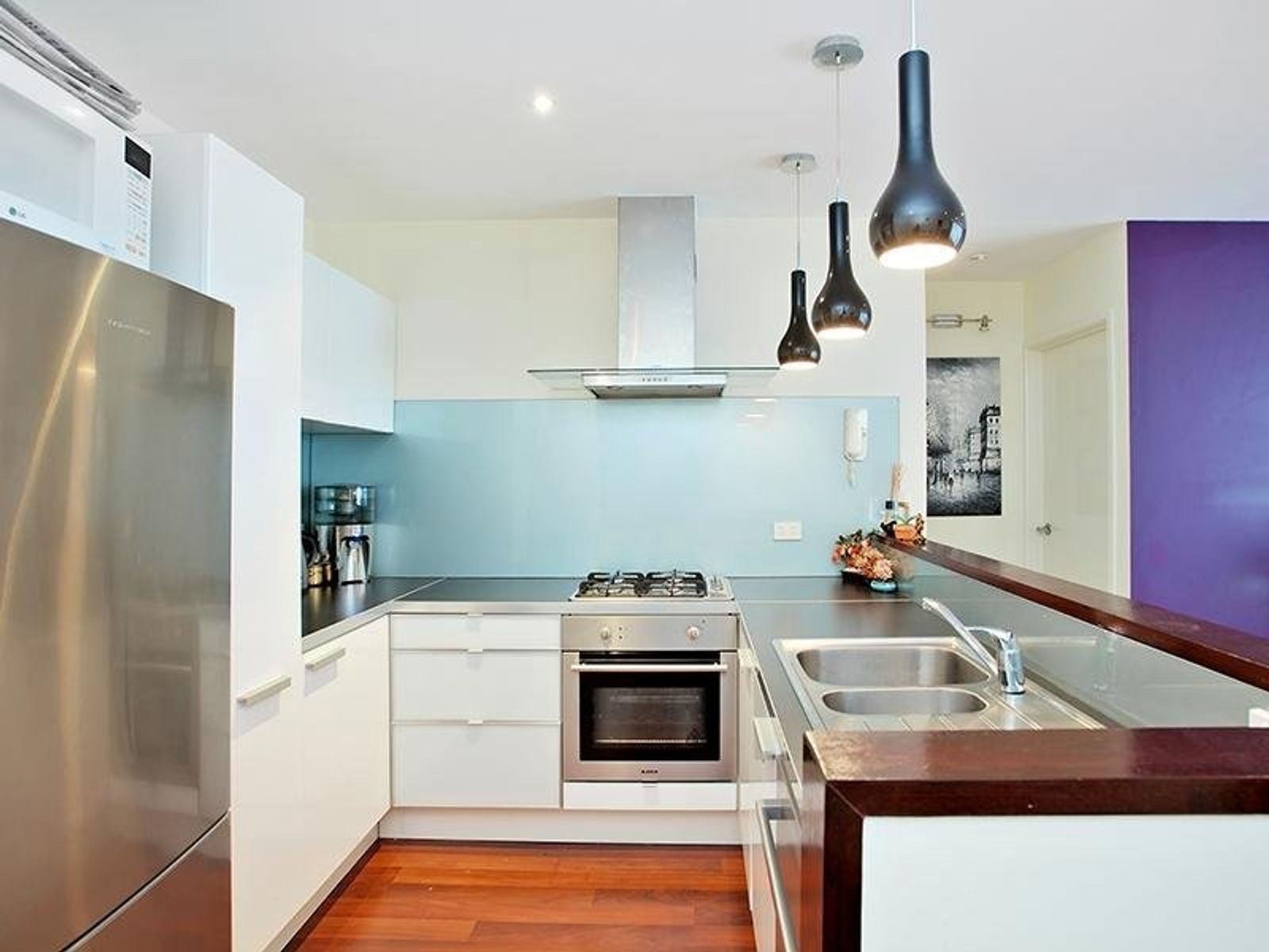 205/60 Speakmen Street, Kensington - Thumbnail 3