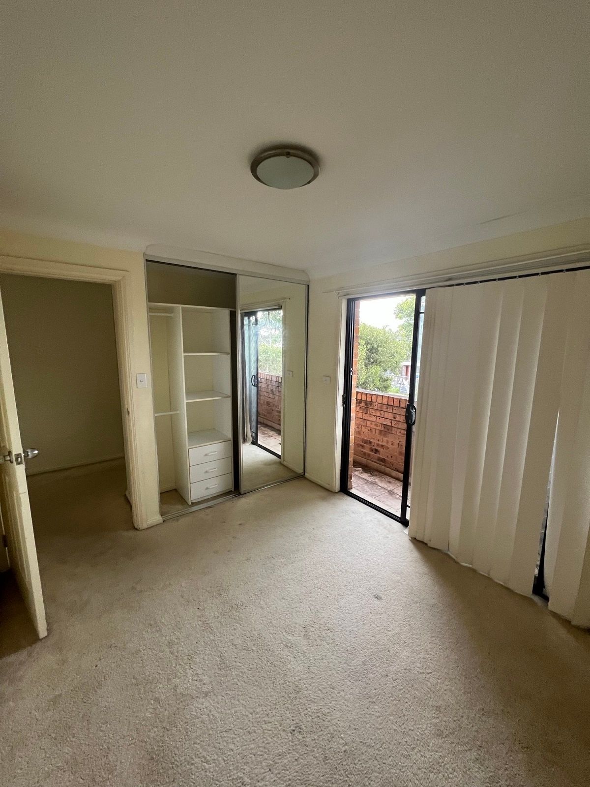 1/18 Rickard Street, Guildford NSW 2161, Guildford - Thumbnail 4