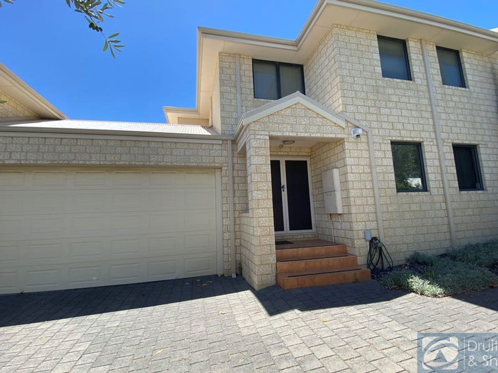 14B Ambrose Street, Innaloo WA 6018
