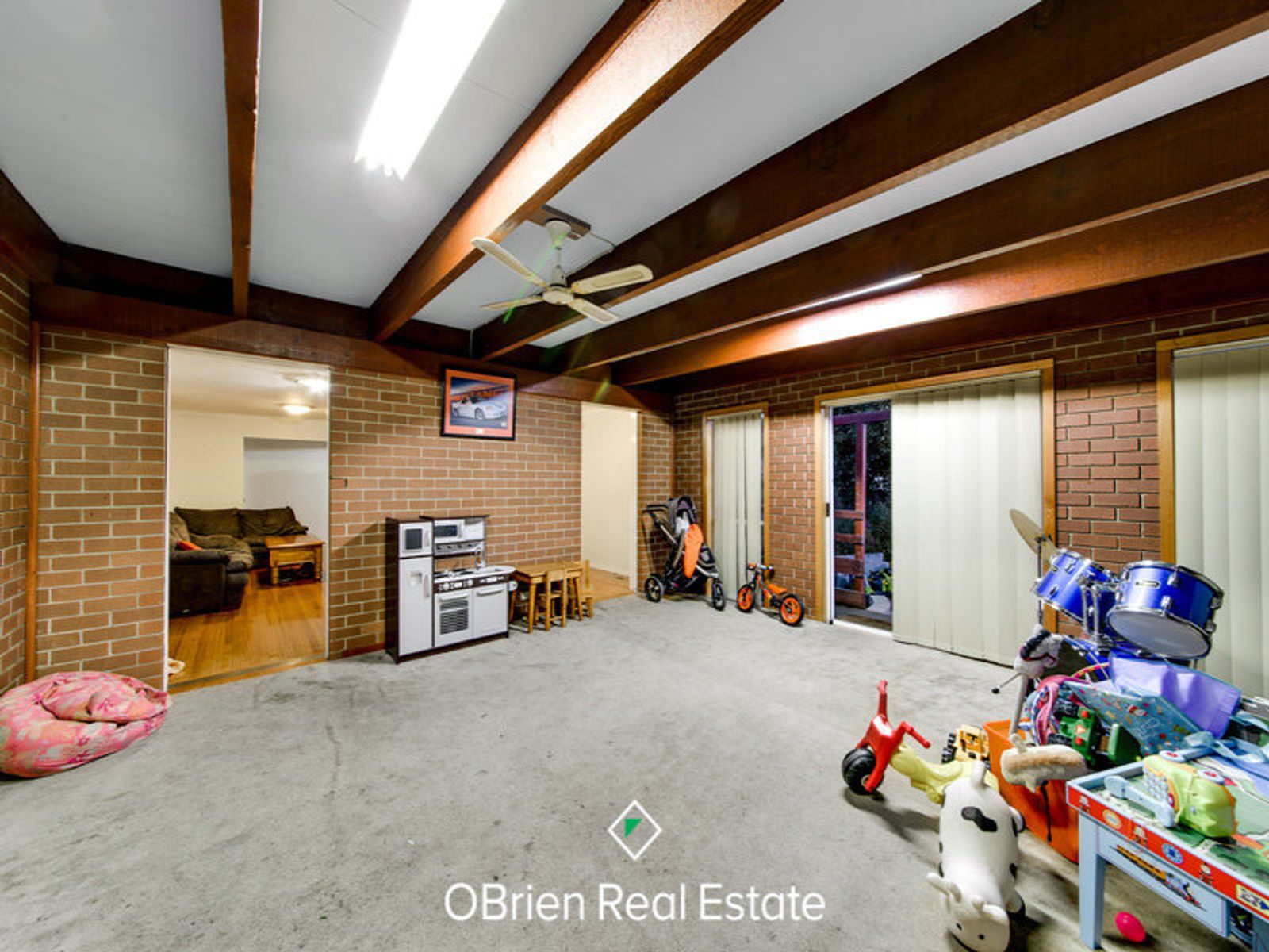 13 Nadia Court, Endeavour Hills, VIC 3802, Endeavour Hills - Thumbnail 4