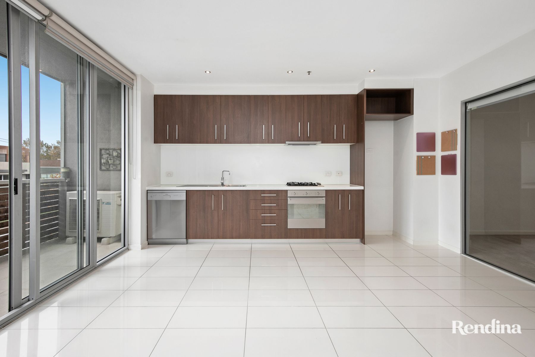 205/89 Raleigh Street, Essendon - Thumbnail 3