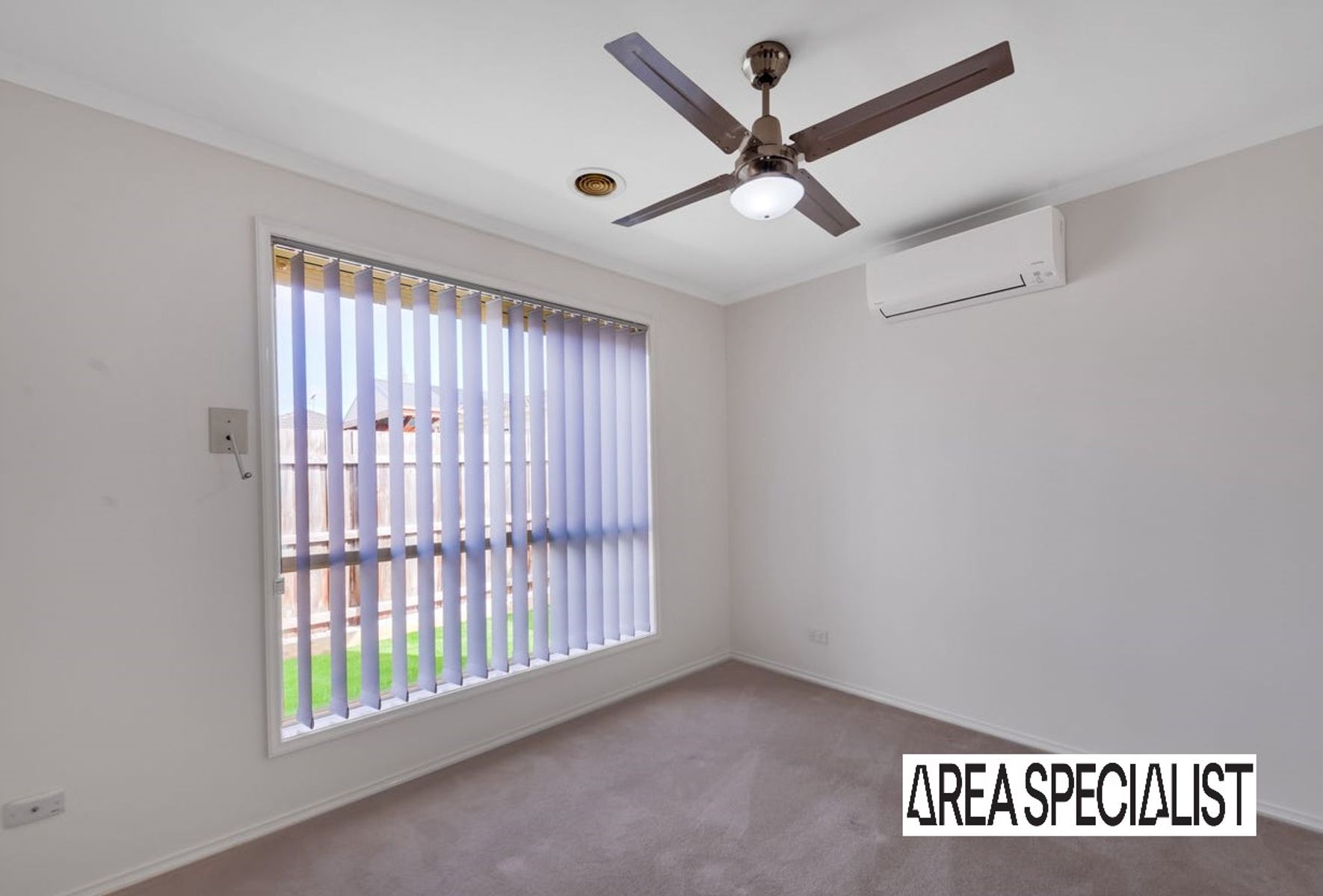 2/9 Elgin Close, Hillside, Hillside - Thumbnail 2