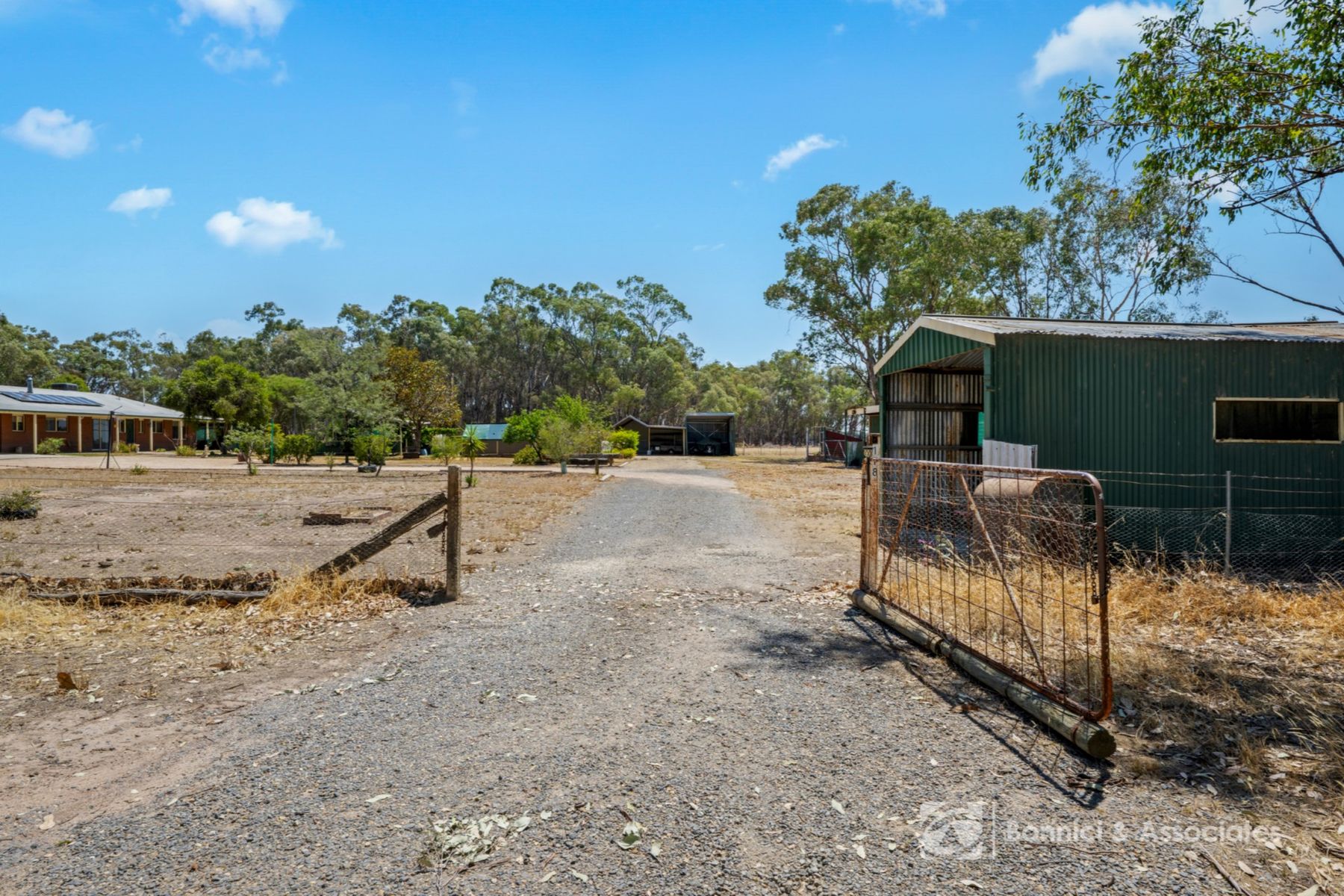 178 Horns Access Road, Chiltern VIC 3683, Chiltern - Thumbnail 2