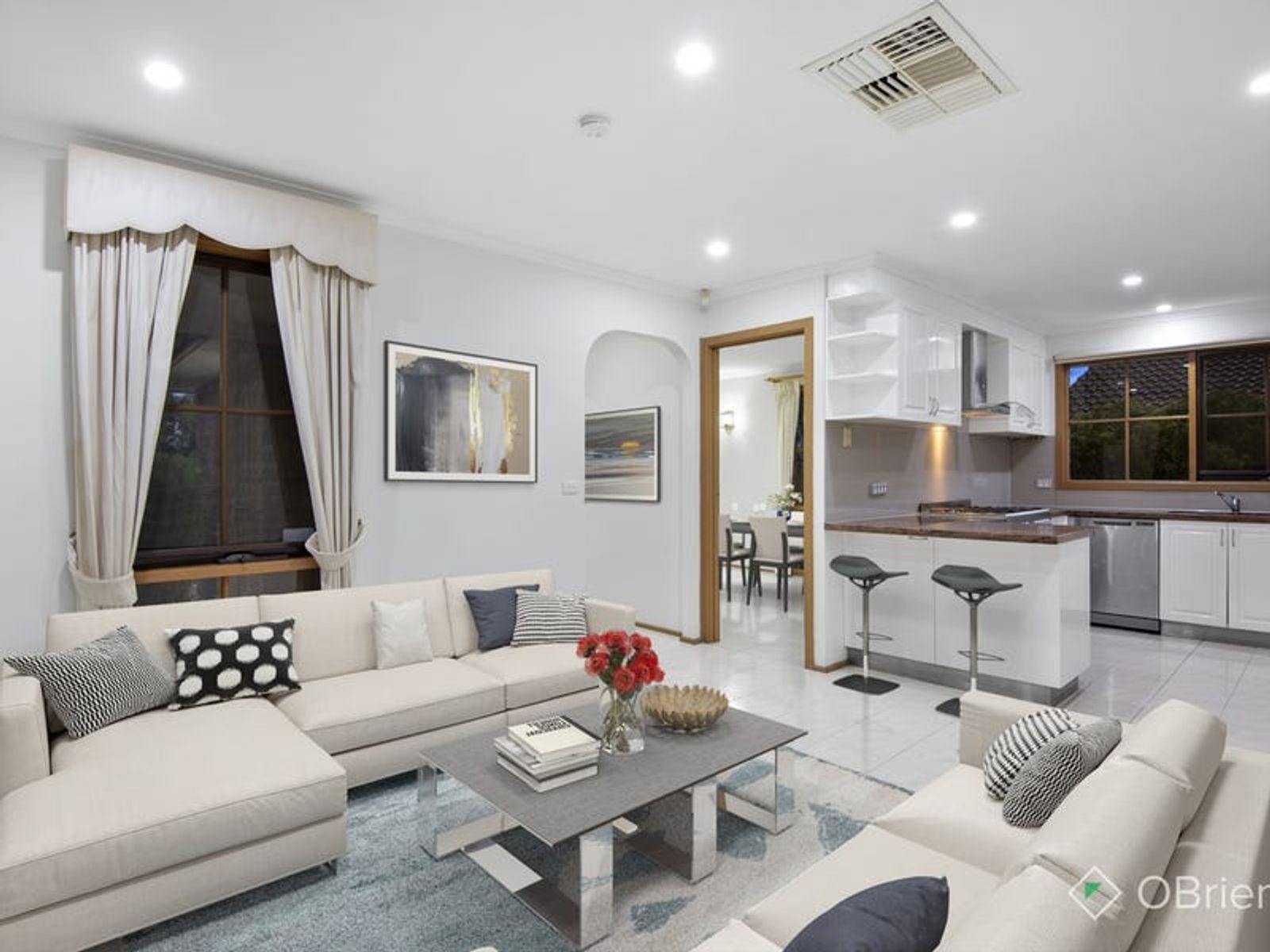 7 Stable Court, Endeavour Hills, VIC 3802, Endeavour Hills - Thumbnail 2