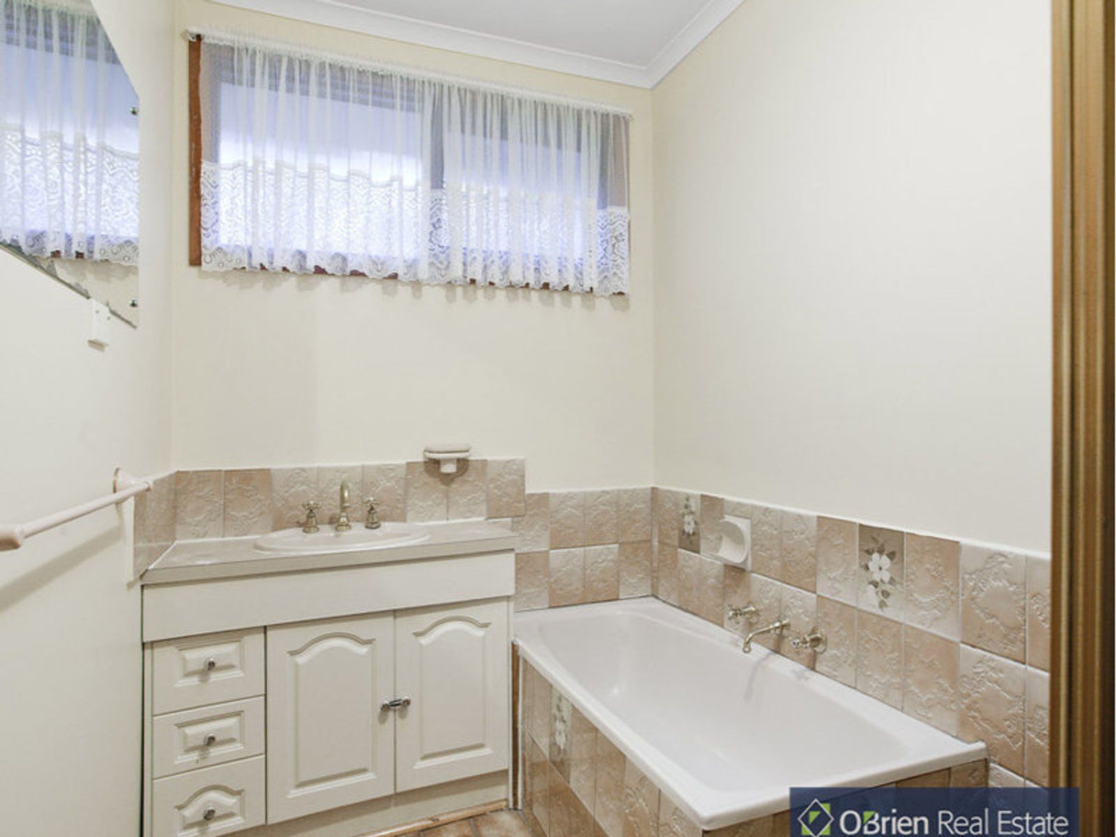 33 Endeavour Crescent, Endeavour Hills, VIC 3802, Endeavour Hills - Thumbnail 8