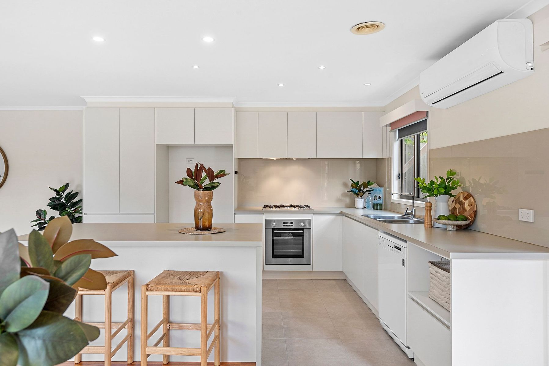 24 Mary Court, Mornington, VIC 3931, Mornington - Thumbnail 3