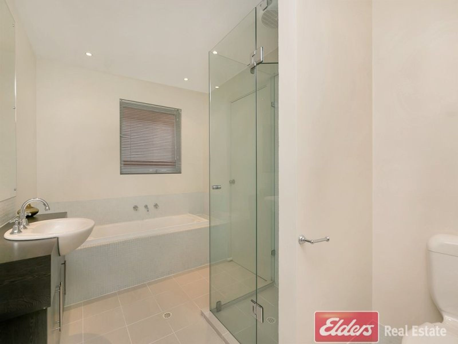 8 Yates Street, Mawson Lakes, SA 5095, Mawson Lakes - Thumbnail 8