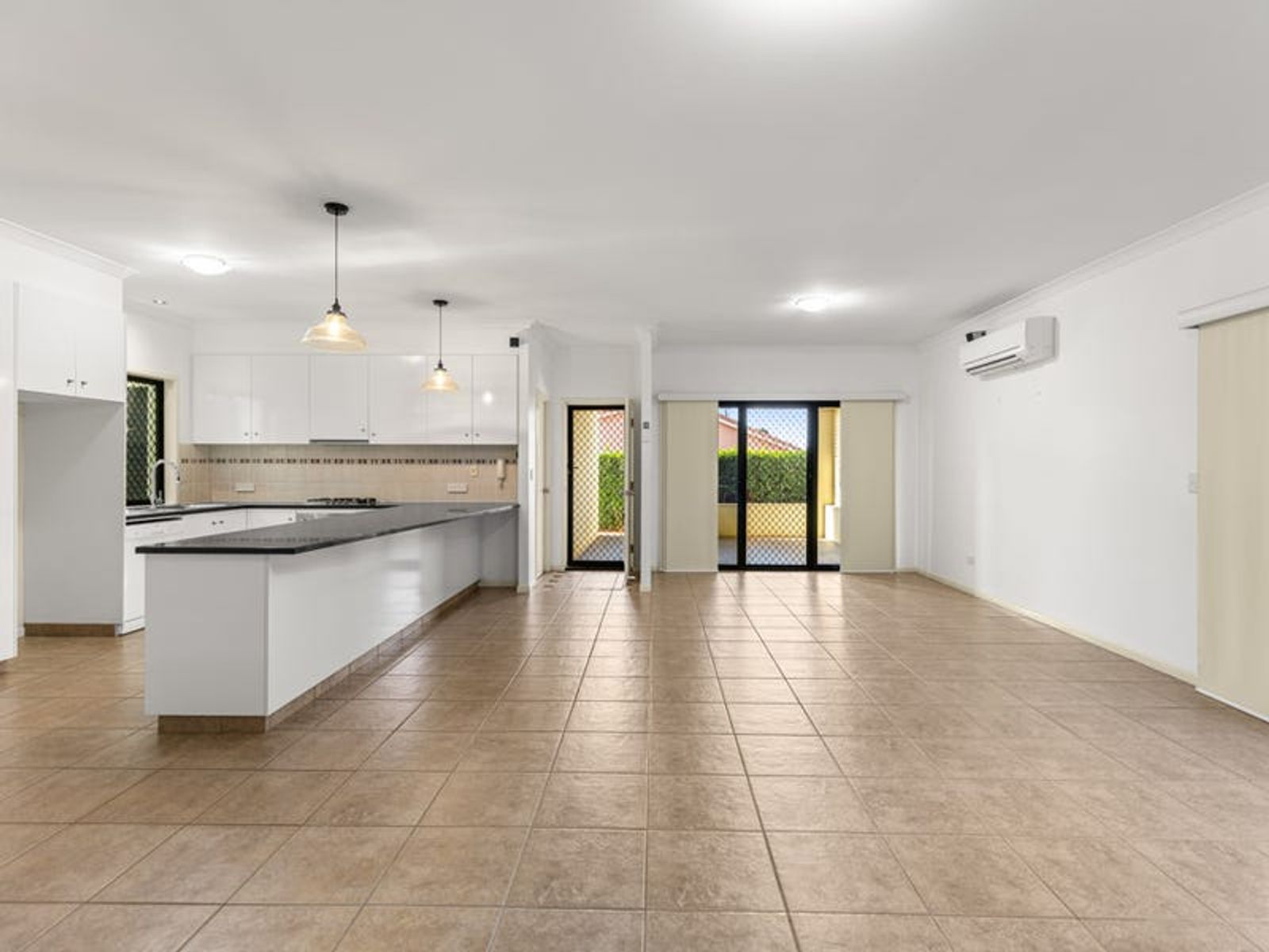 11/224 Herries Street, Newtown QLD 4350, Newtown - Thumbnail 4