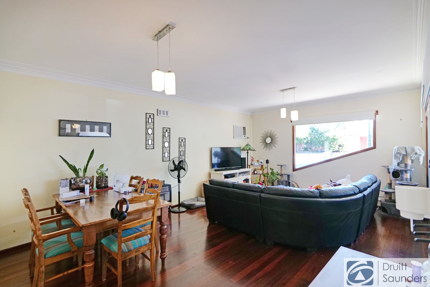 54 Crocker Way, Innaloo WA 6018, Innaloo - Thumbnail 2