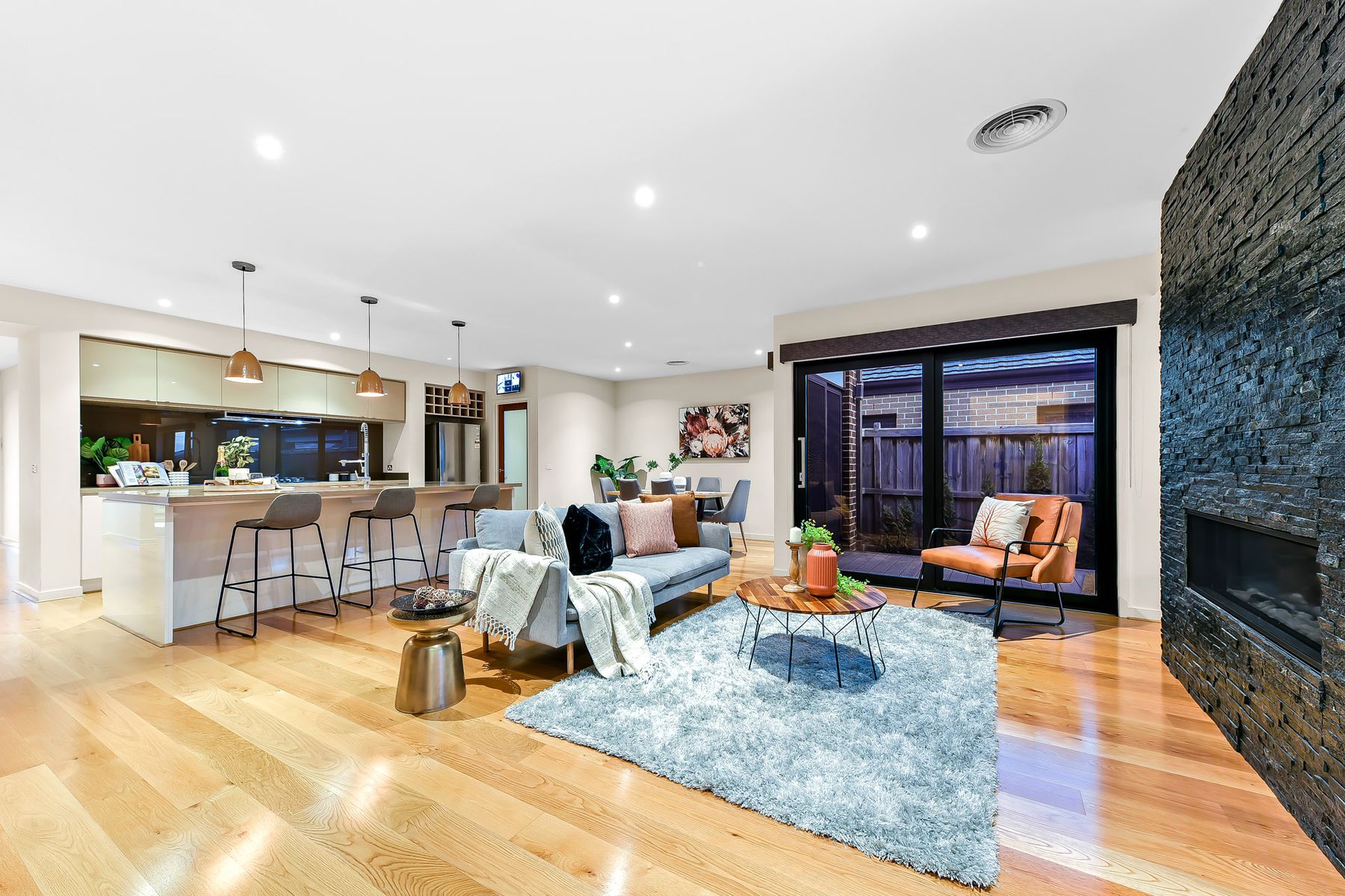 19 Mernoo Avenue, Clyde North, VIC 3978, Clyde North - Thumbnail 4