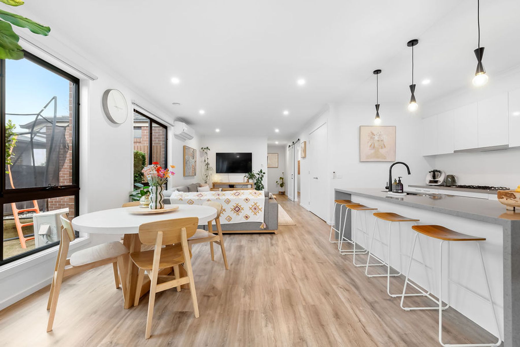 7 Julian Court, Somerville, Somerville - Thumbnail 5