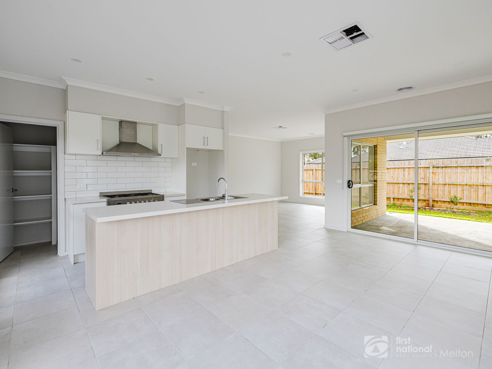 30 St Arnaud Road, Eynesbury VIC 3338, Eynesbury - Thumbnail 2