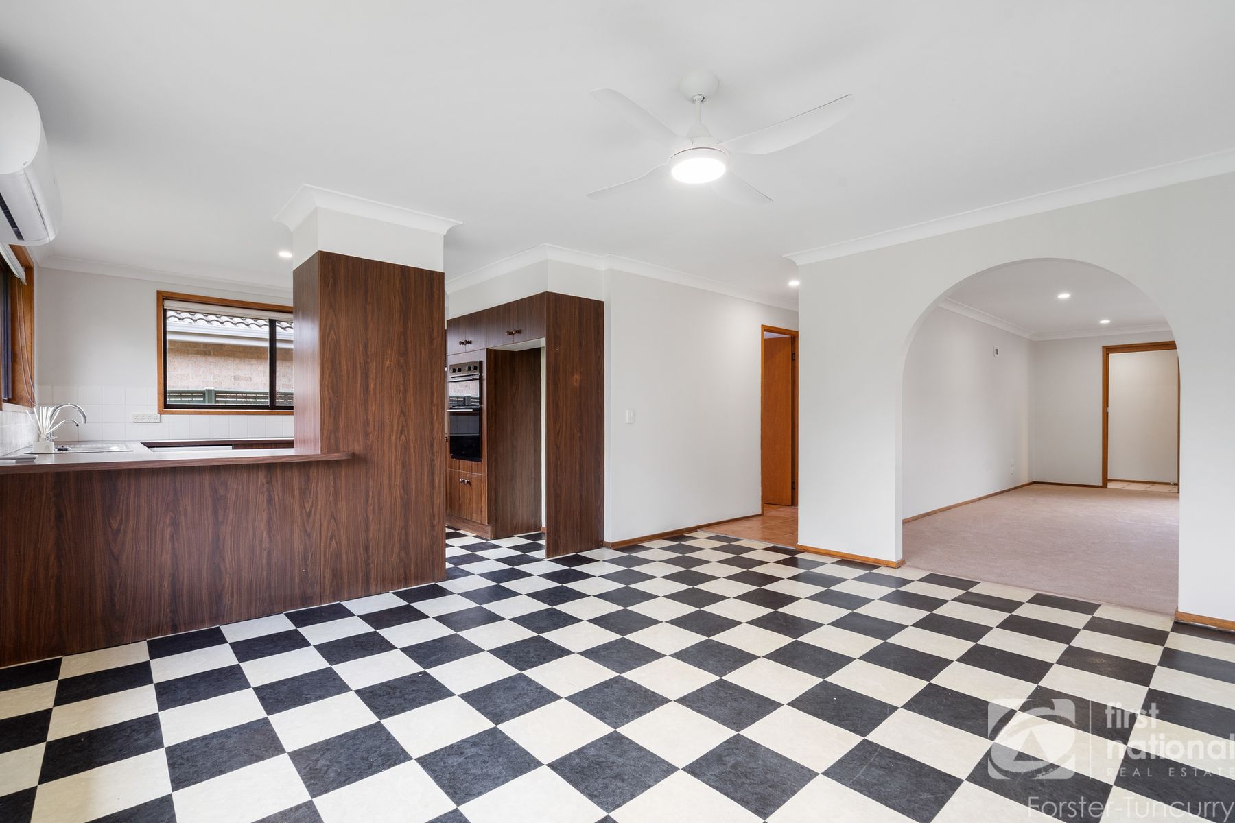 8 Annette Place, Tuncurry NSW 2428, Tuncurry - Thumbnail 8