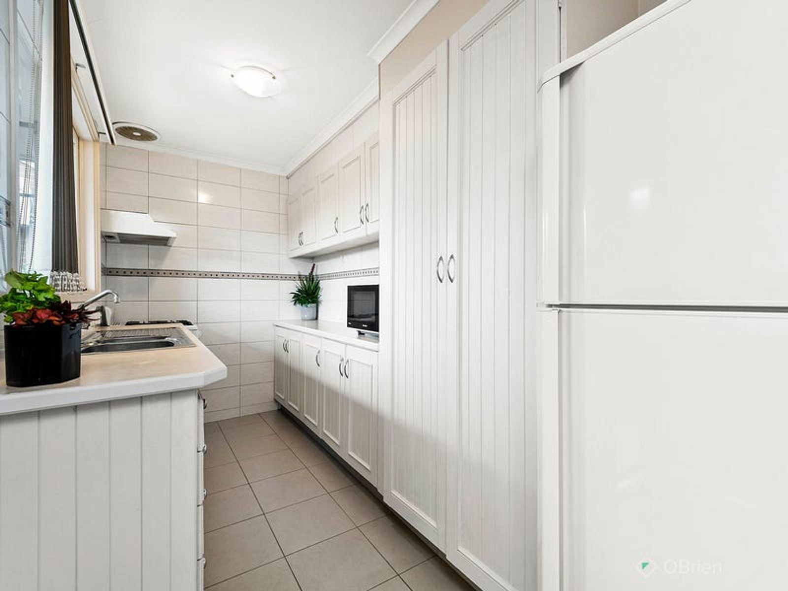 10 Heatherton Road, Endeavour Hills, VIC 3802, Endeavour Hills - Thumbnail 3