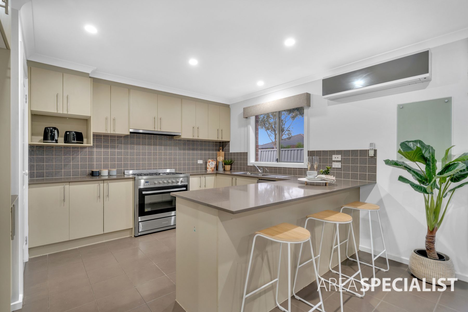 41 Statesman Circuit, Cranbourne East, VIC 3977, Cranbourne East - Thumbnail 7