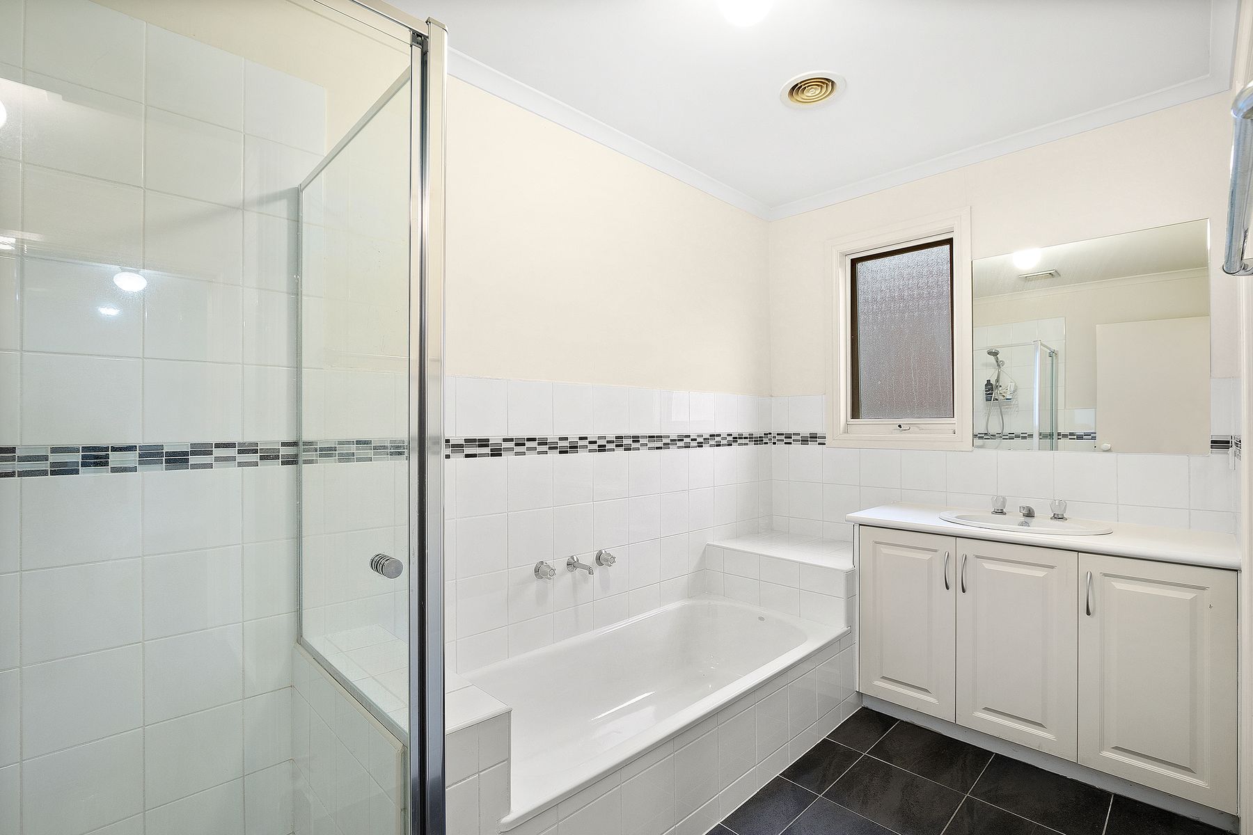 4/23 High Street, Bayswater - Thumbnail 8