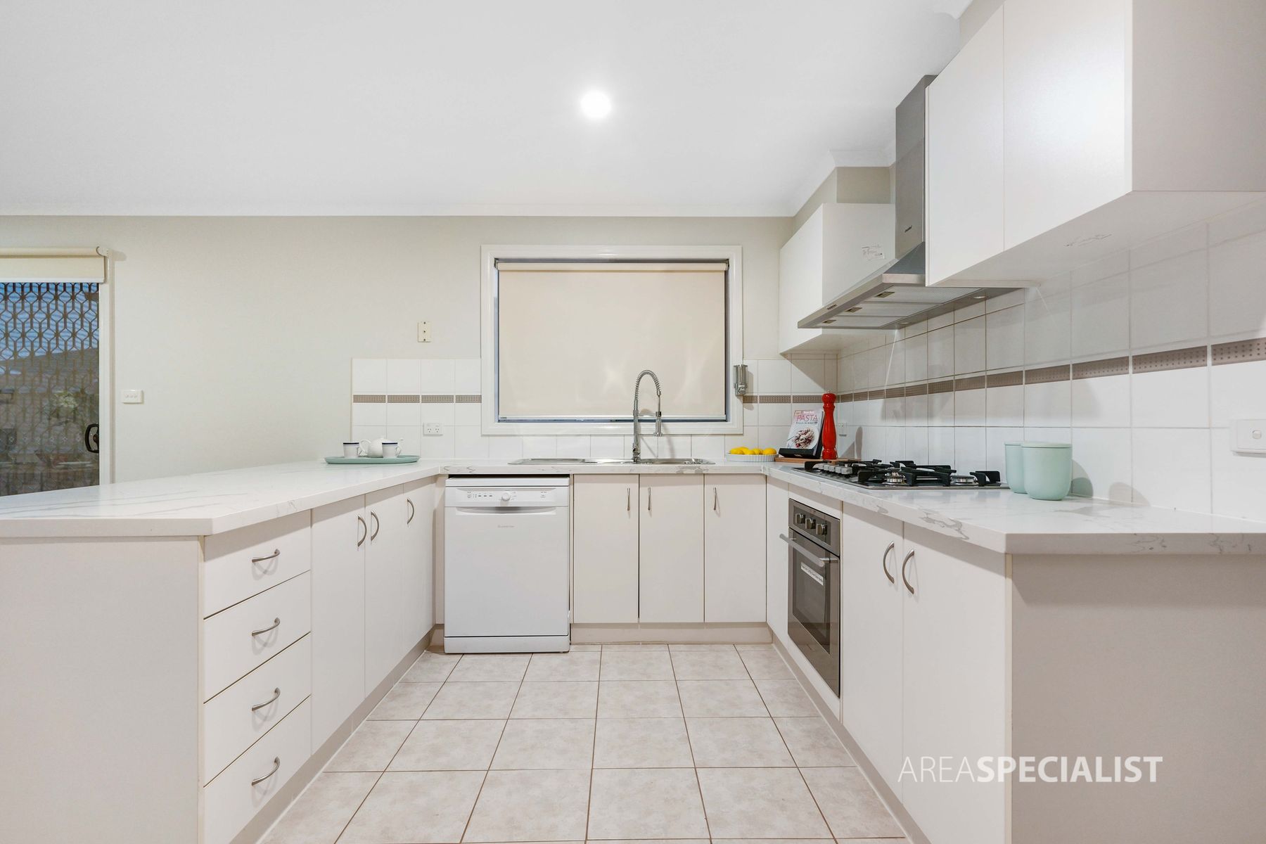 13 Ingot Avenue, Tarneit, VIC 3029, Tarneit - Thumbnail 8