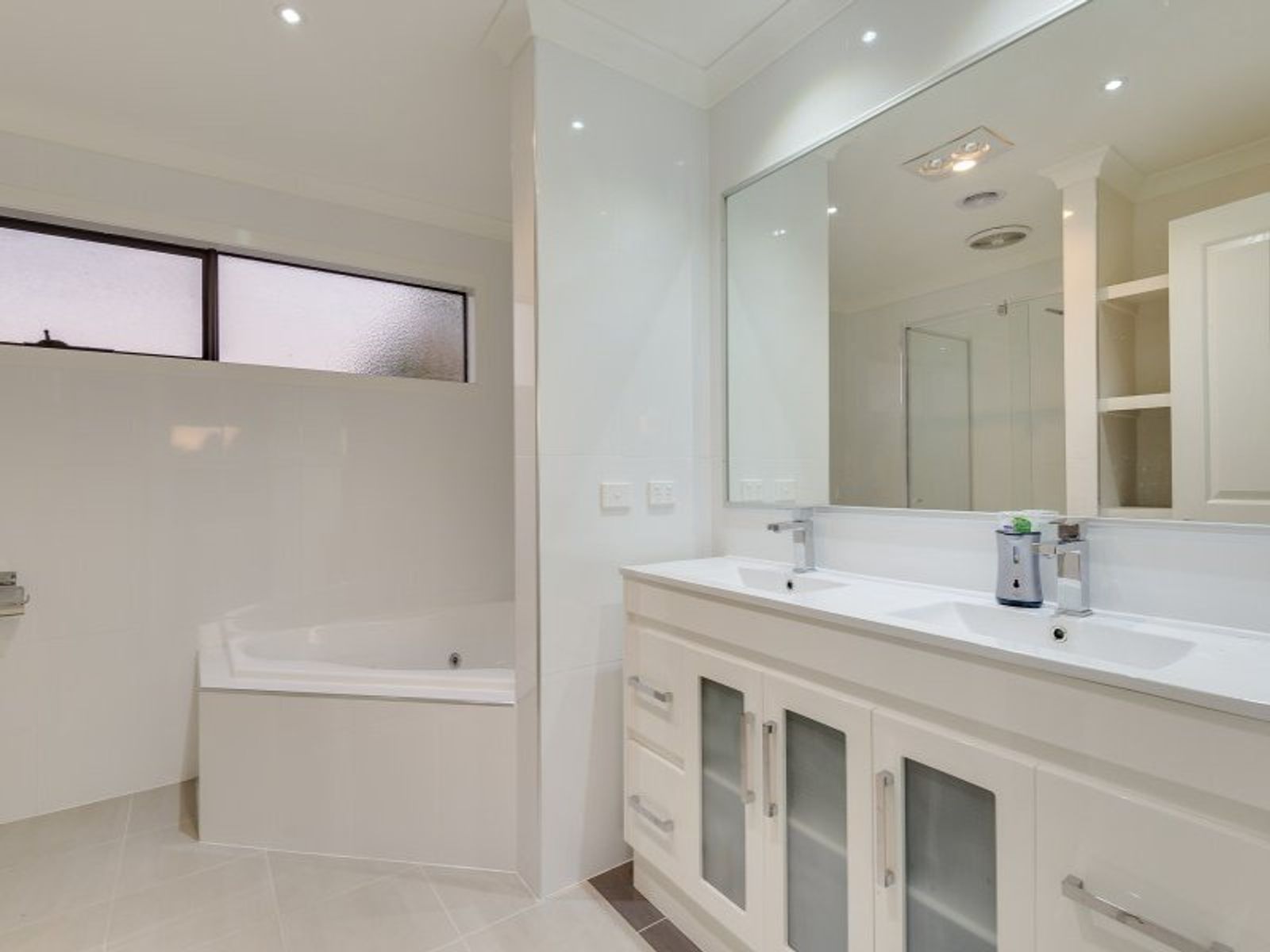 33 George Chudleigh Drive, Hallam, VIC 3803, Hallam - Thumbnail 7