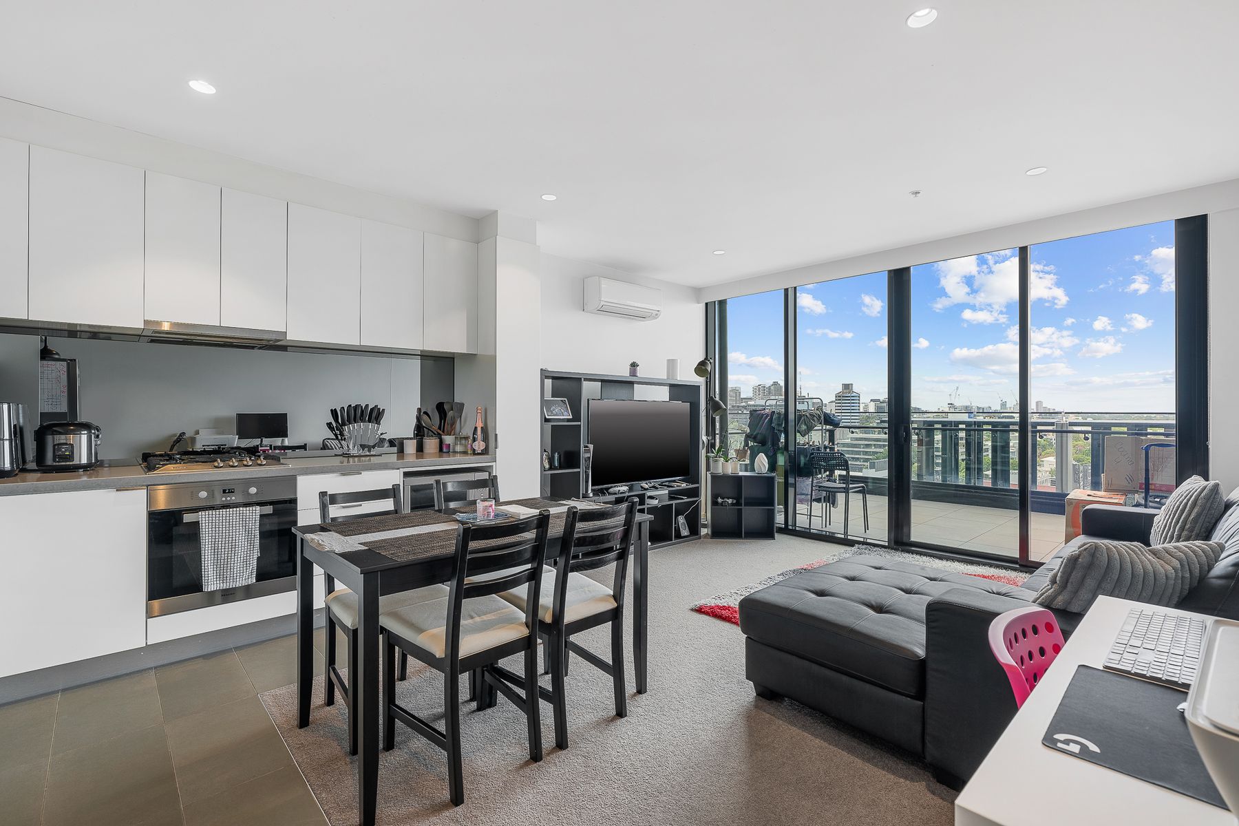 1004/45 Clarke Street, Southbank, VIC 3006, Southbank - Thumbnail 2