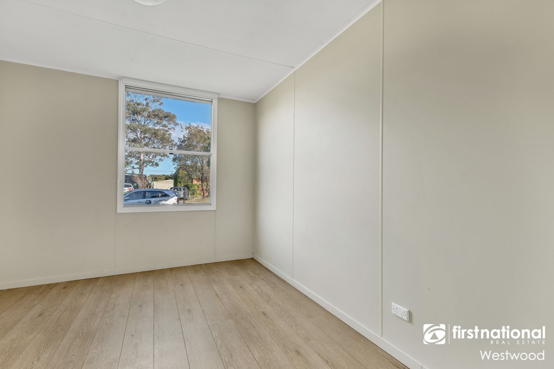 1 Muirhead Crescent, Werribee VIC 3030, Werribee - Thumbnail 4