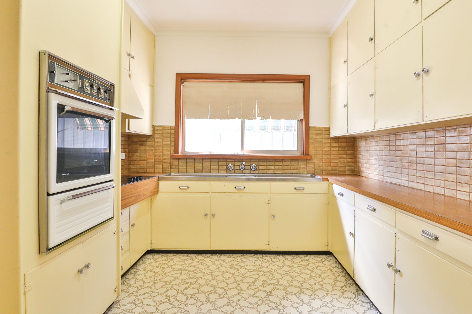 227 Deakin Avenue, Mildura - Thumbnail 2