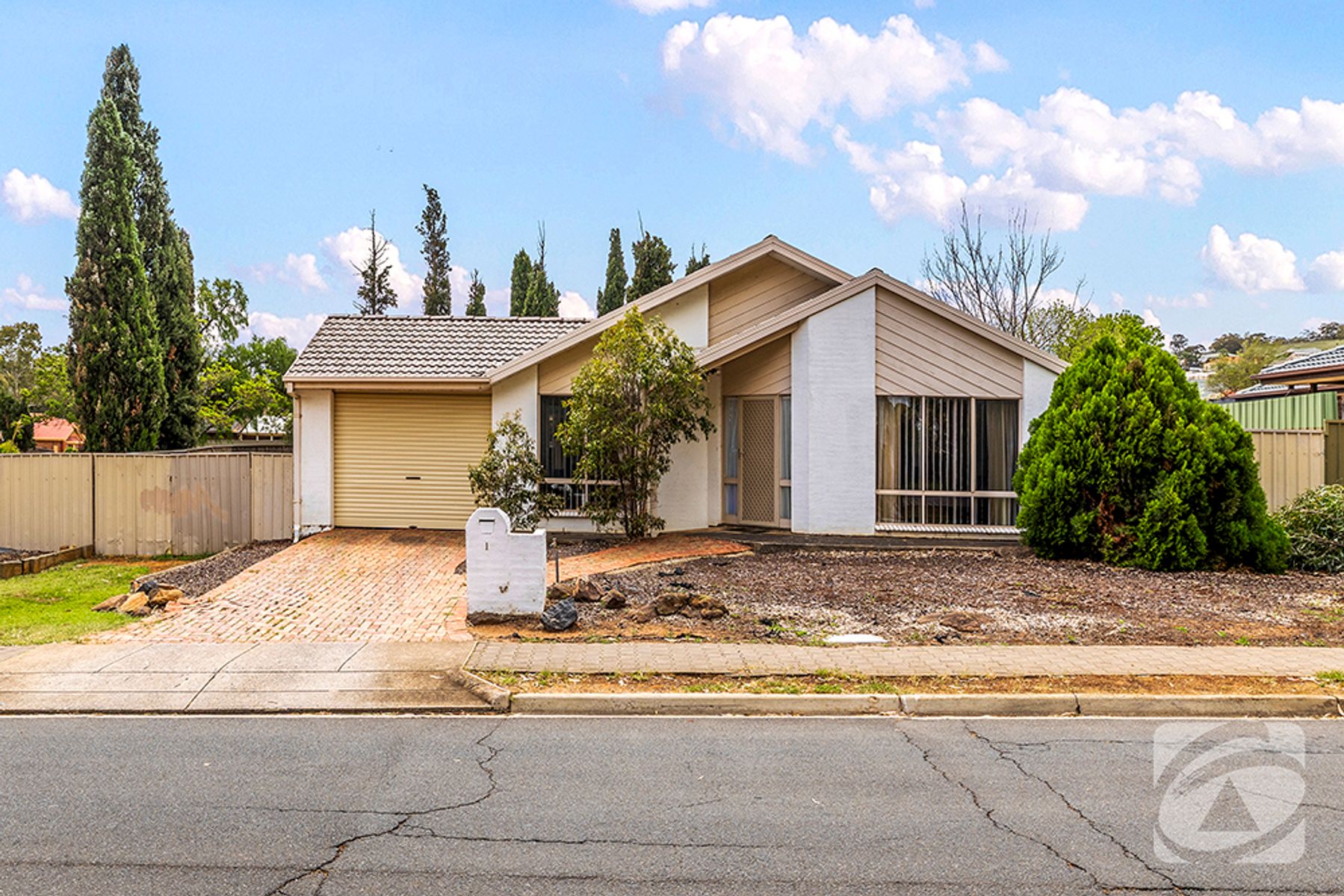 1 SHANDON DRIVE, Hillbank SA 5112