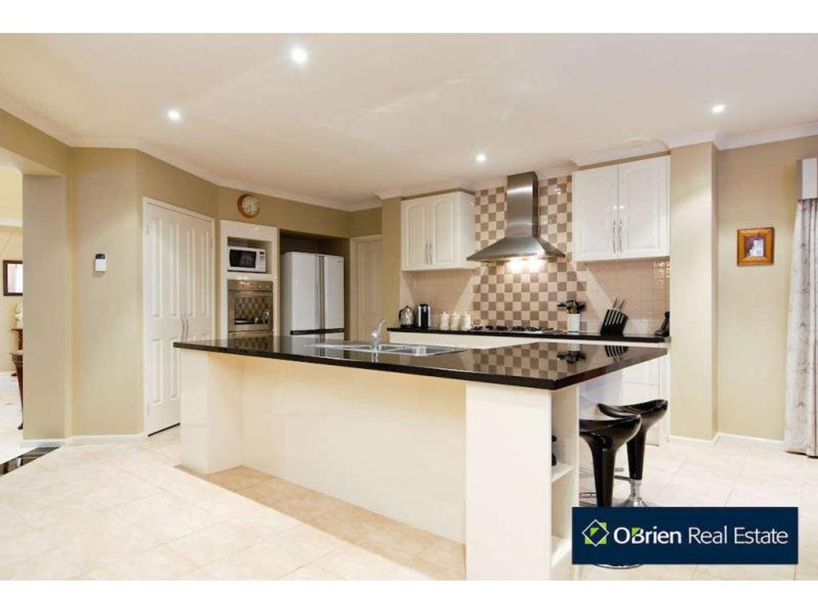 33 St Ives Drive, Narre Warren South, VIC 3805, Narre Warren South - Thumbnail 3