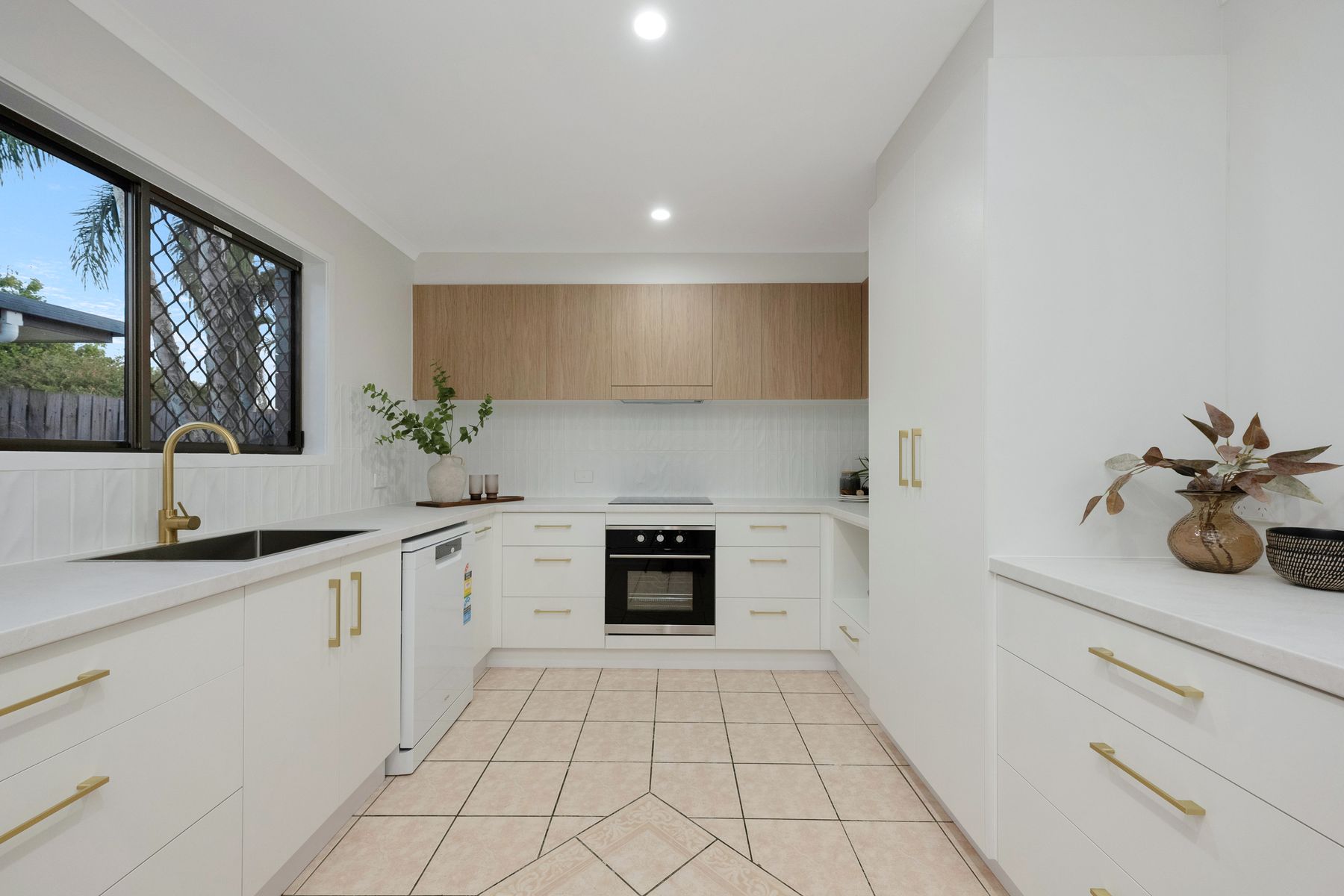 7 Winston Crescent, Kirwan, QLD 4817, Kirwan - Thumbnail 6