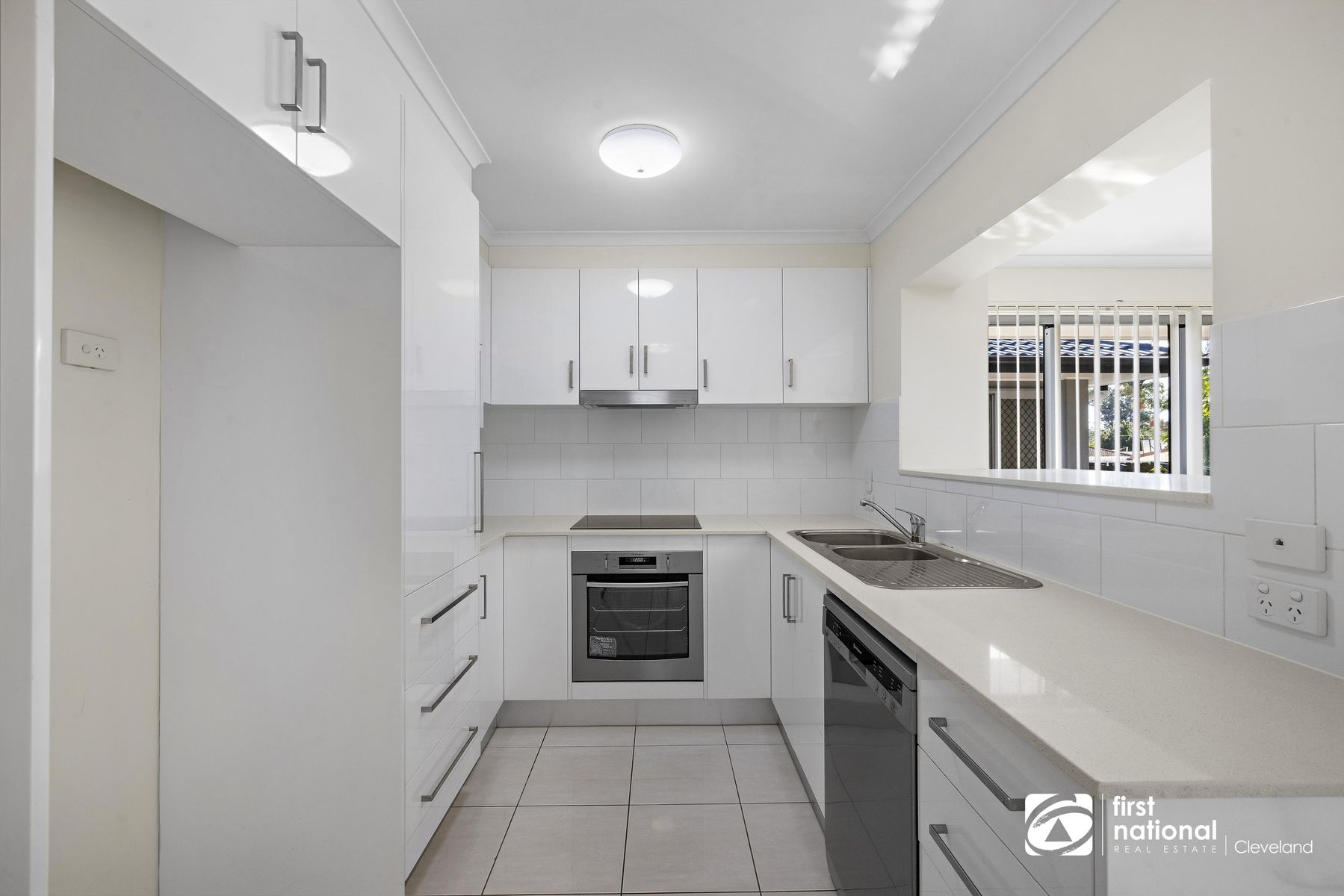 16 Magnolia Parade, Victoria Point QLD 4165, Victoria Point - Thumbnail 5