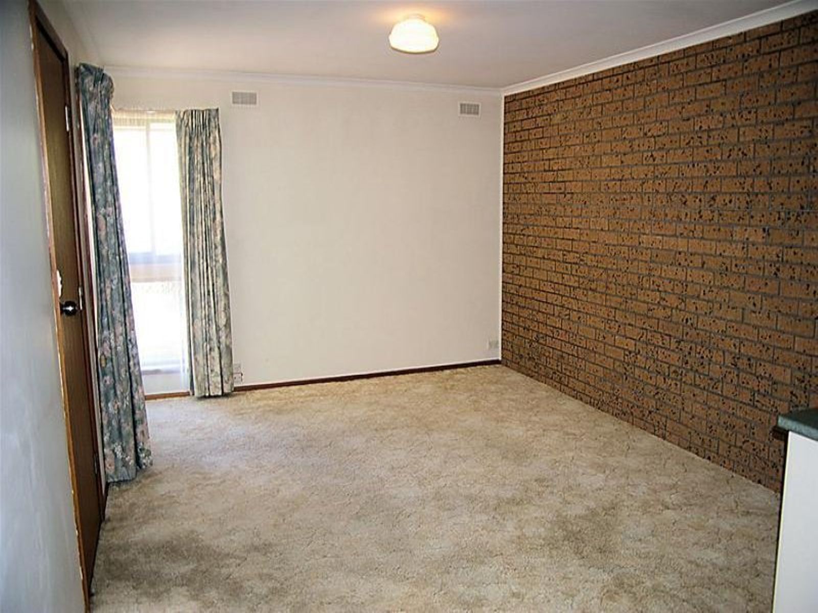 3/239 Wade Avenue, Mildura - Thumbnail 2