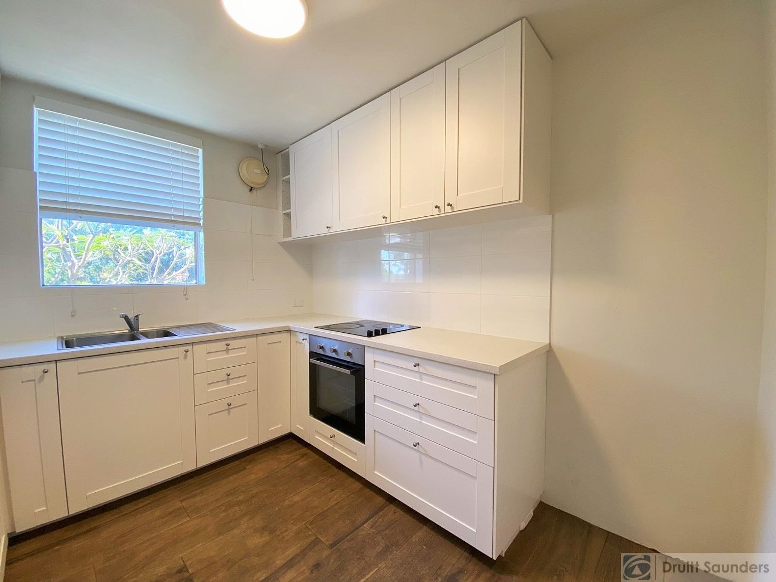 14/16 Leeder Street, Glendalough WA 6016, Glendalough - Thumbnail 8