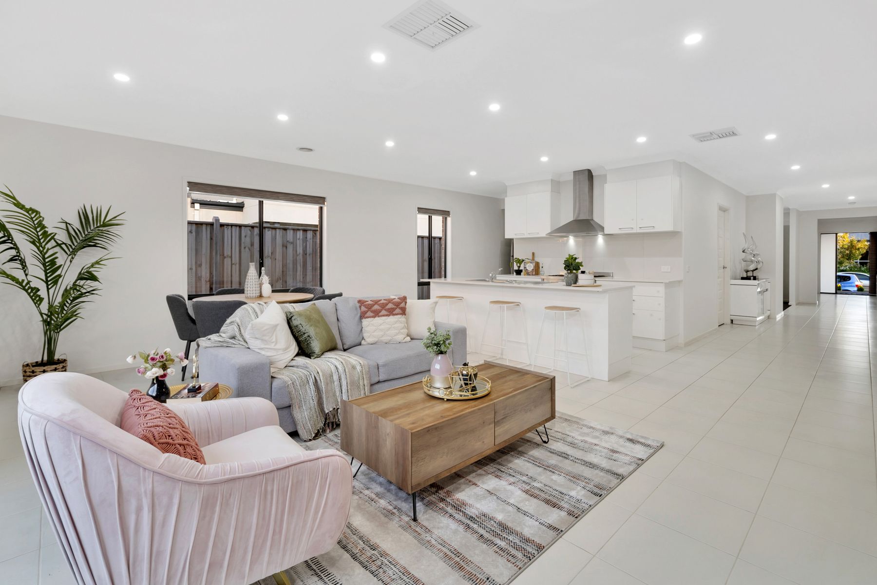4 Avonbury Circuit, Cranbourne West, VIC 3977, Cranbourne West - Thumbnail 4