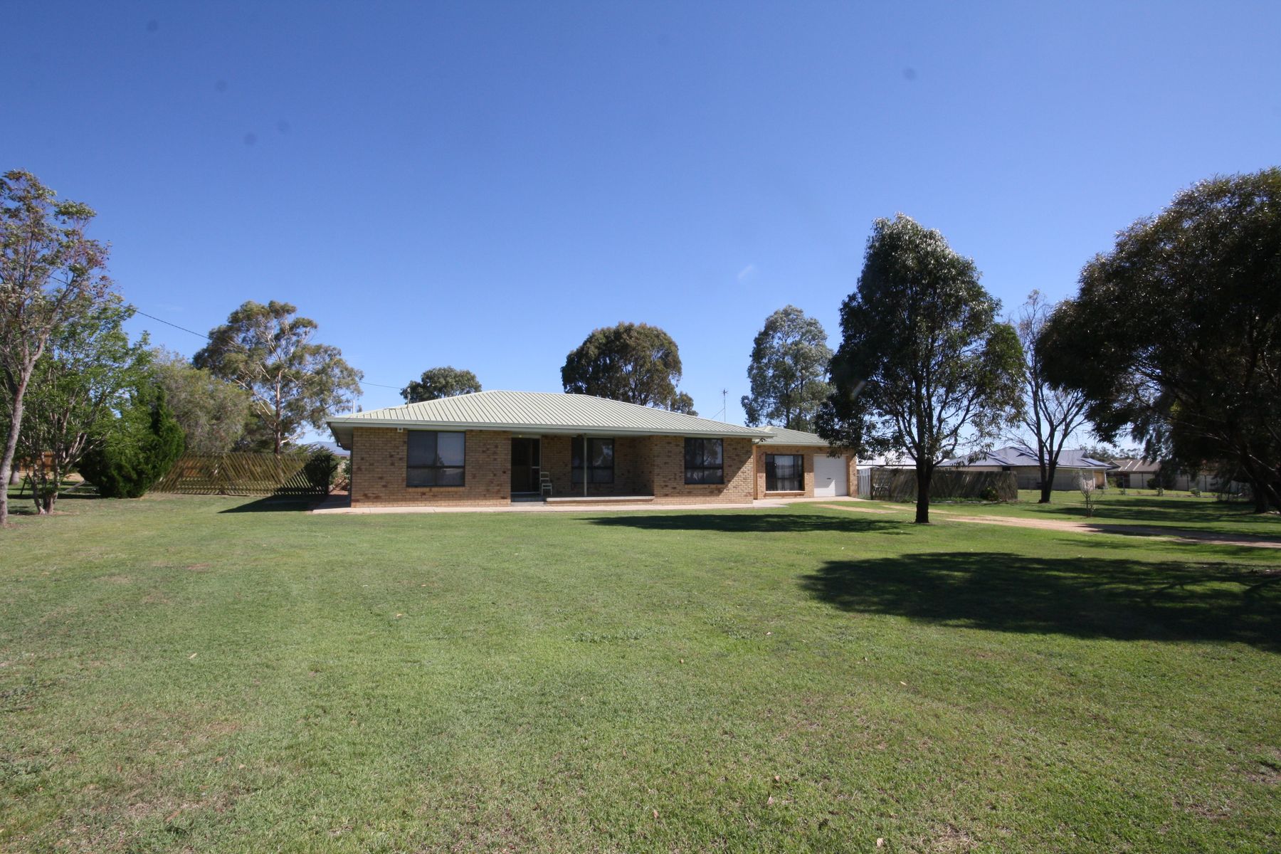 90 Murphy St, Warwick QLD 4370