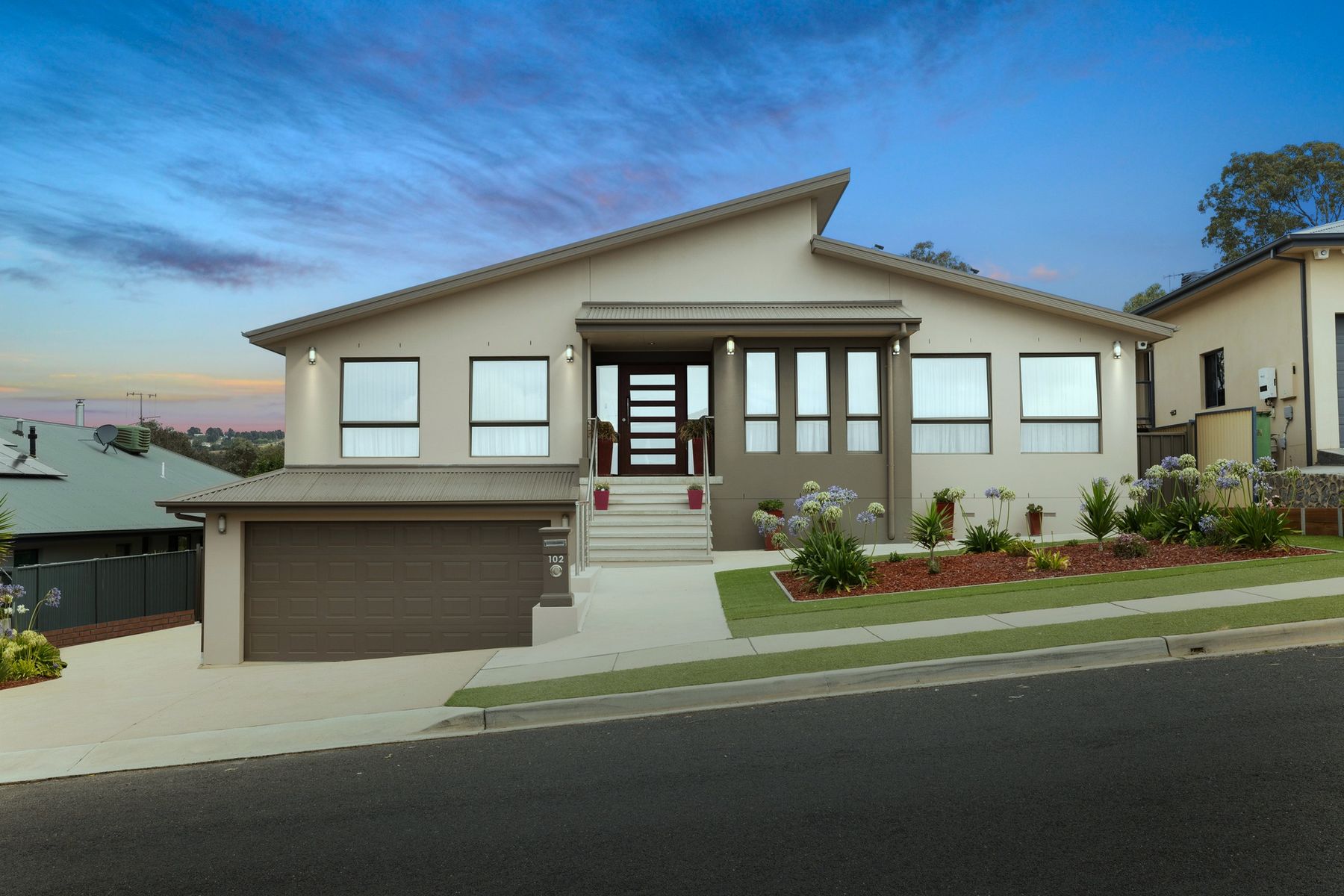 102 Candlebark Road, Queanbeyan - Thumbnail 2