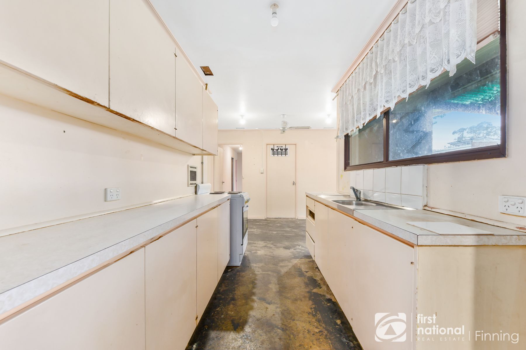 5 Kurt Place, Cranbourne VIC 3977, Cranbourne - Thumbnail 6