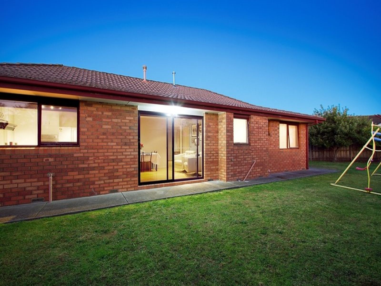 6 Daphne Close, Aspendale Gardens, VIC 3195, Aspendale Gardens - Thumbnail 2