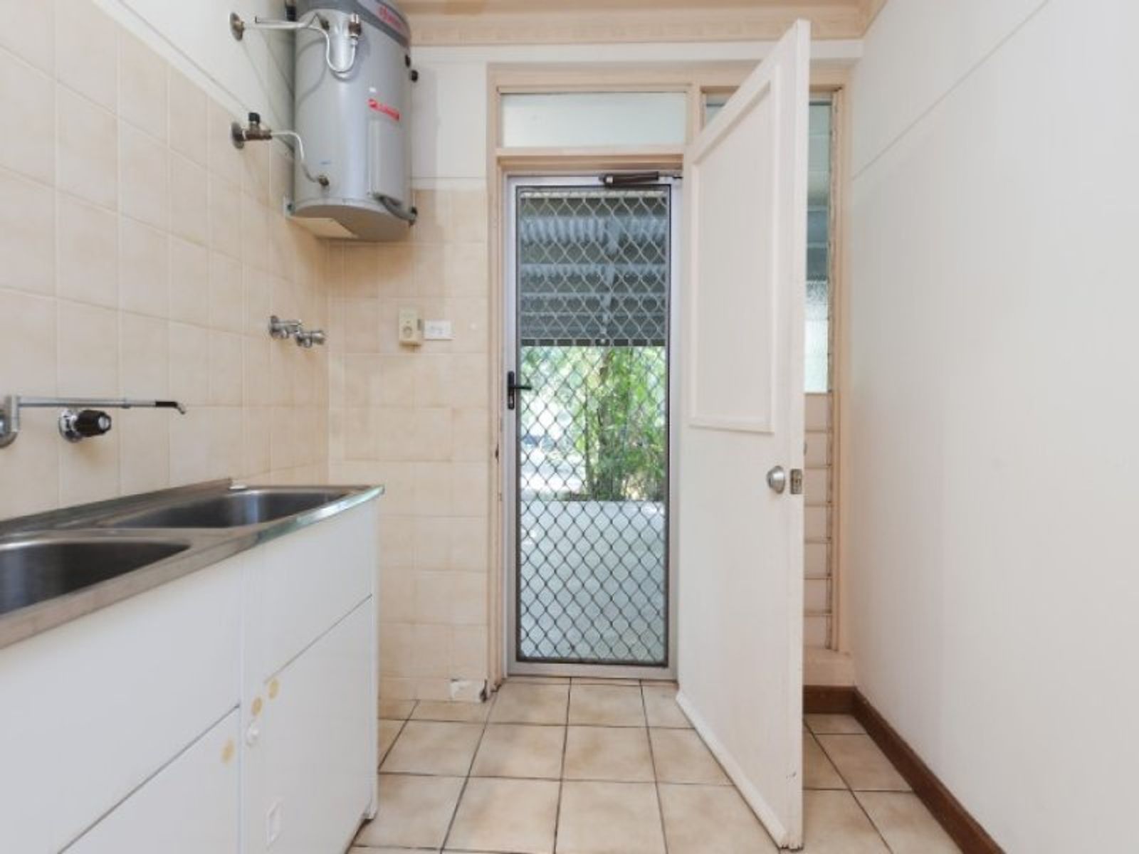 8 Graham Street, Stuart Park NT 0820, Stuart Park - Thumbnail 8