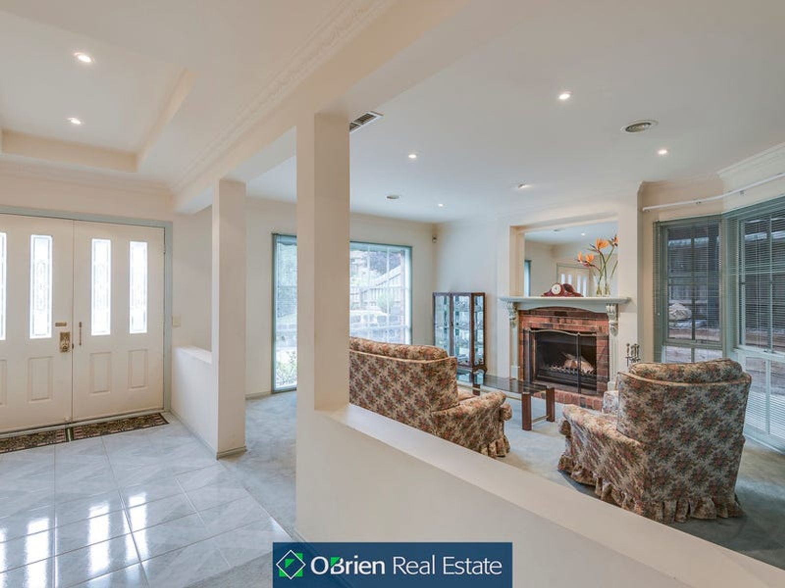 9 Charlton Court, Endeavour Hills, VIC 3802, Endeavour Hills - Thumbnail 2