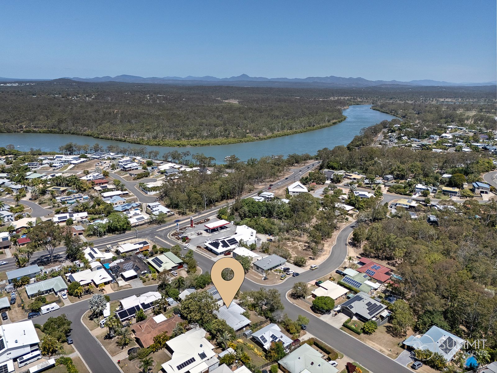8 Curtis Avenue, Boyne Island - Thumbnail 5