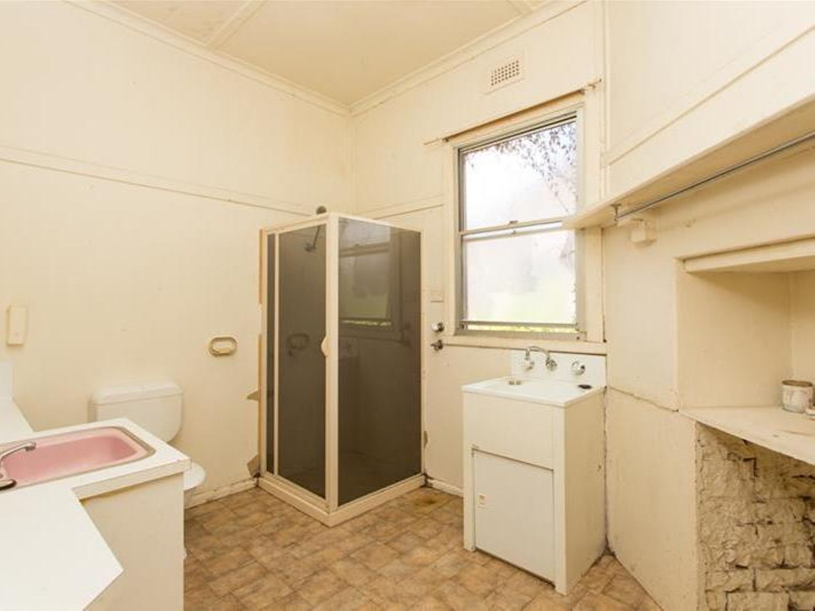 196 Eleventh Street, Mildura - Thumbnail 4
