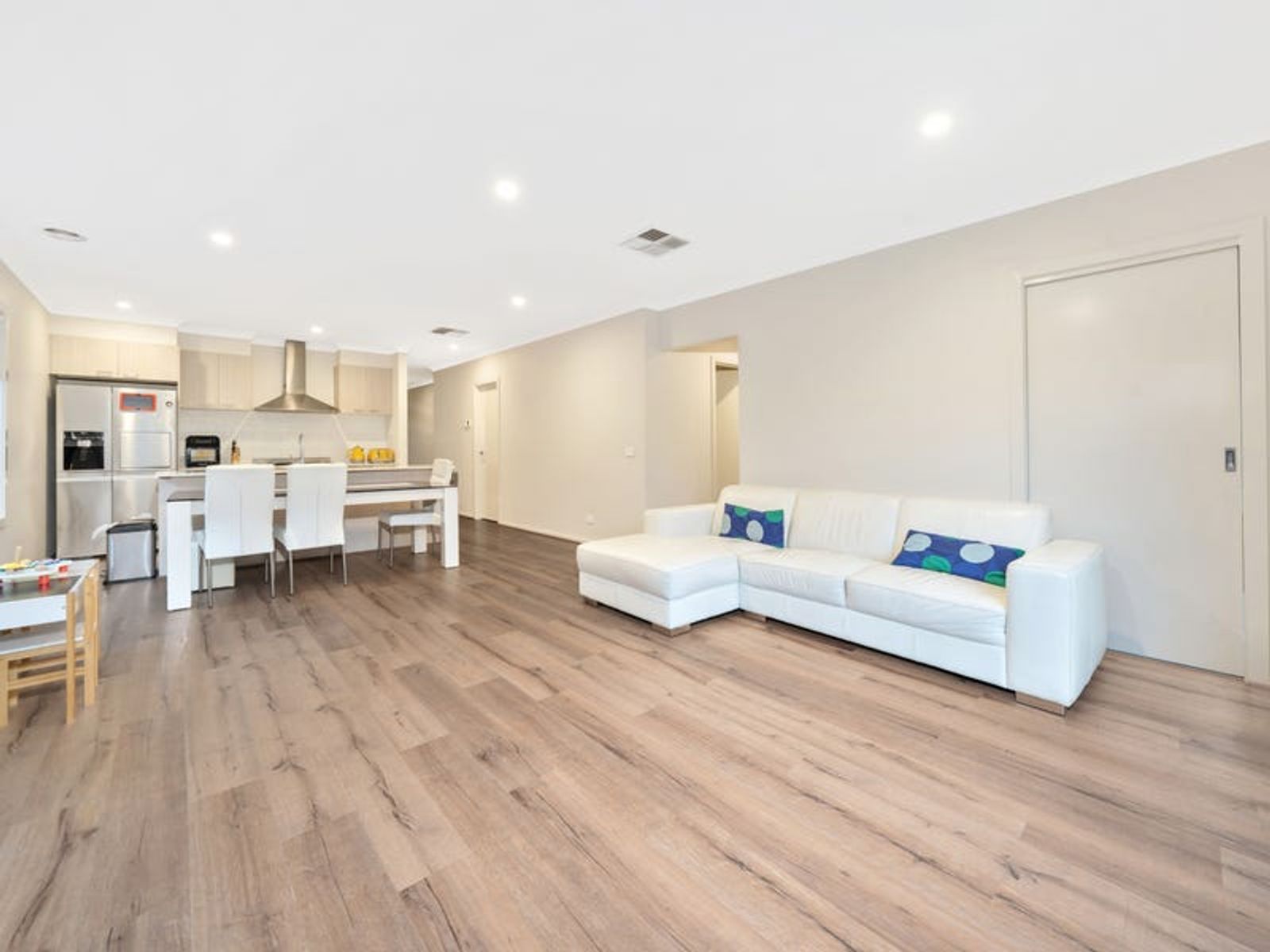 9 Tulk Street, Berwick, VIC 3806, Berwick - Thumbnail 7