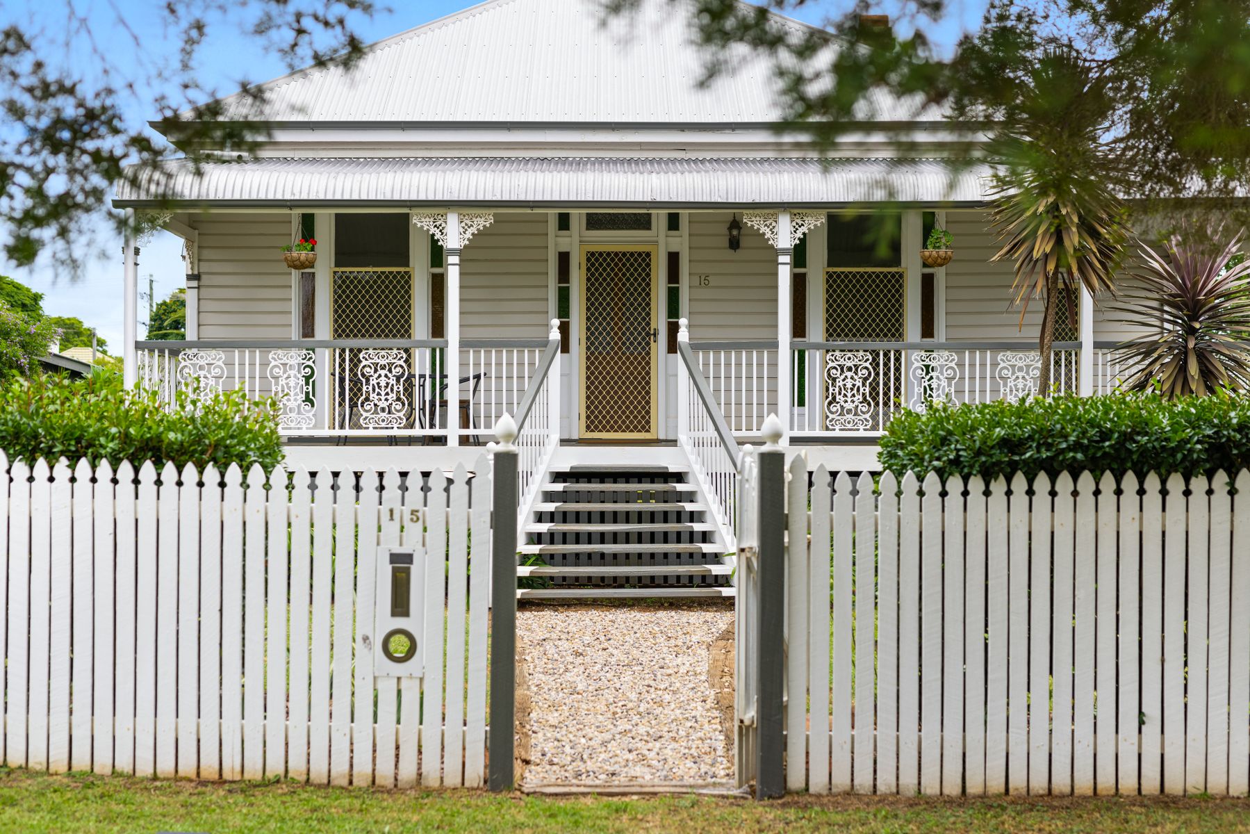 15 Northland Street, Newtown QLD 4350