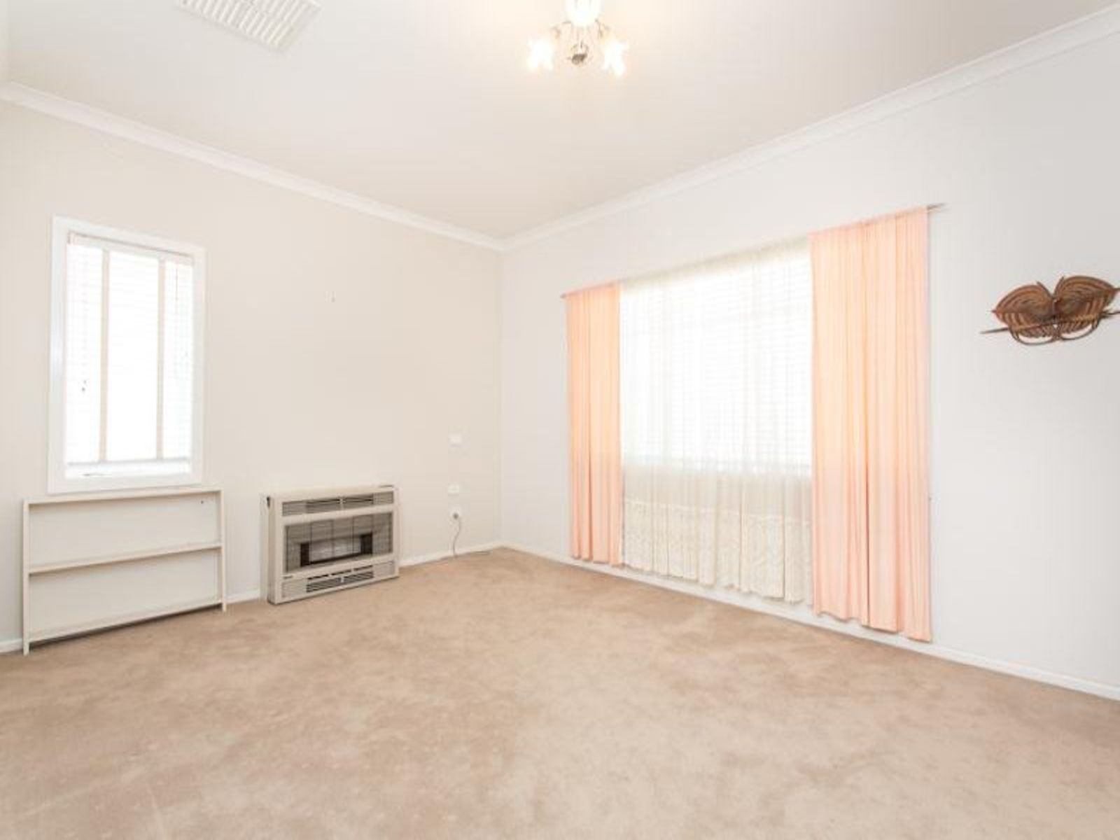 96 Ontario Avenue, Mildura - Thumbnail 2