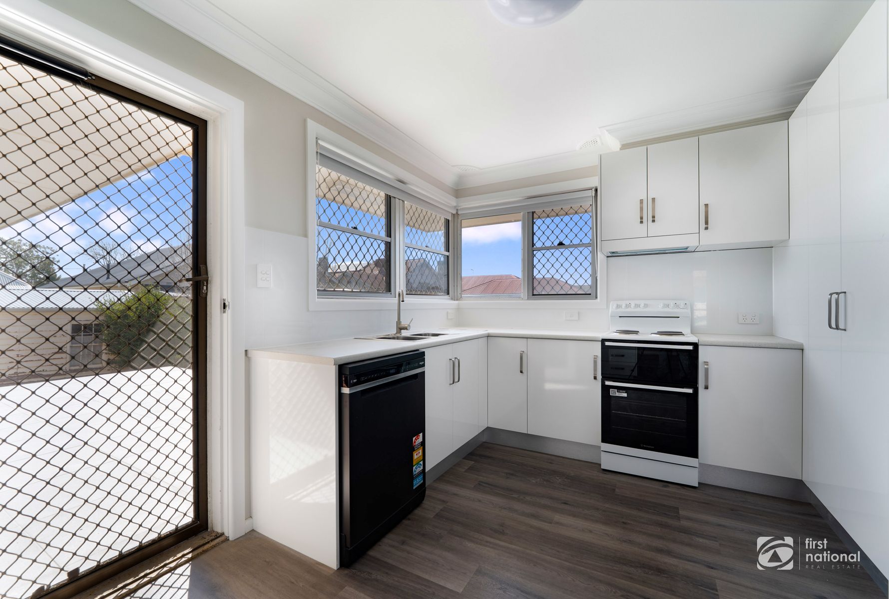 1/94B Beardy Street, Armidale NSW 2350, Armidale - Thumbnail 4