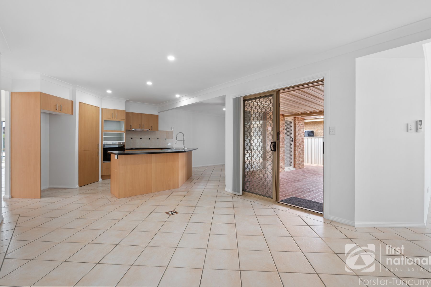 8 Hakea Place, Tuncurry NSW 2428, Tuncurry - Thumbnail 5