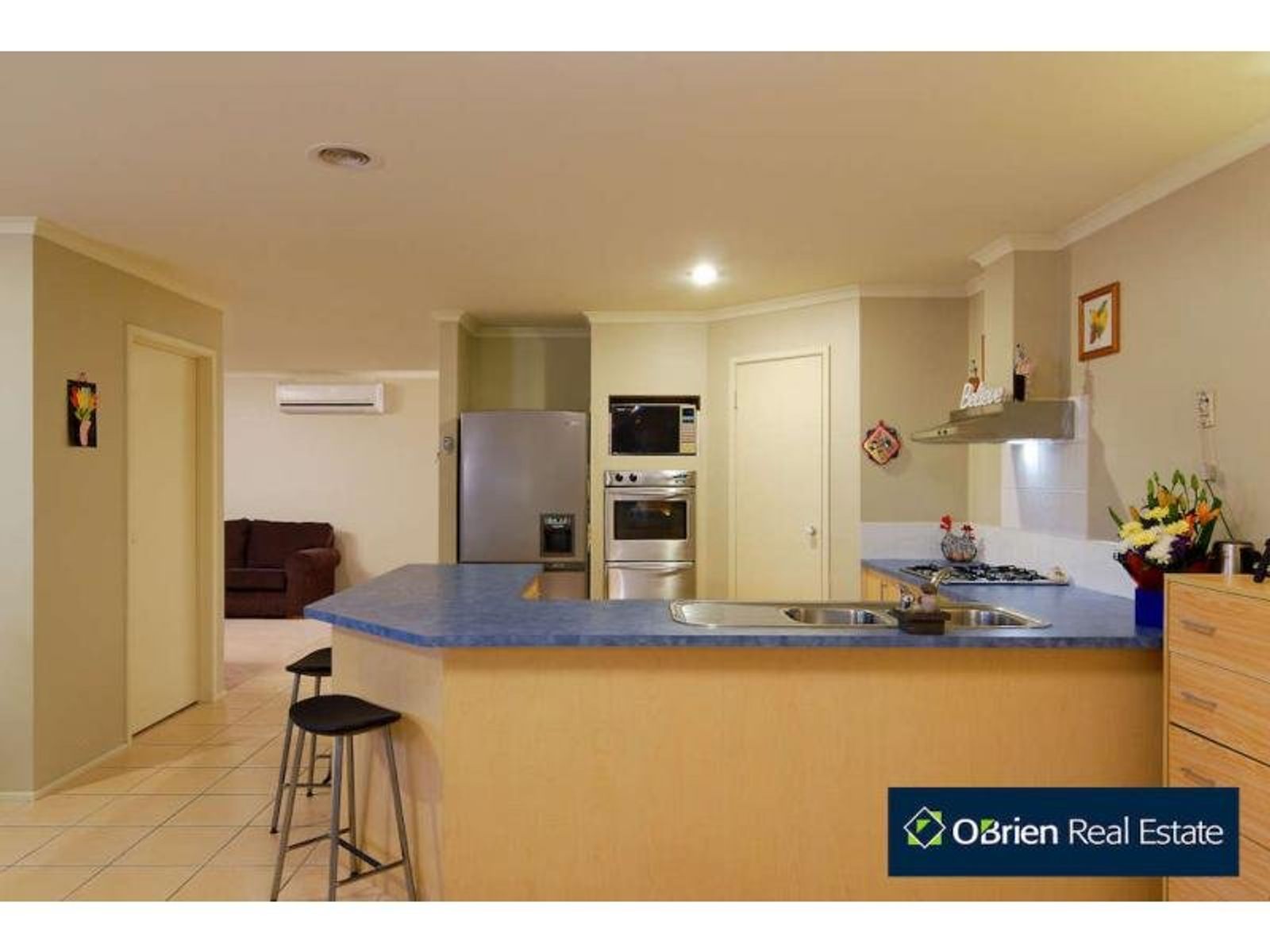 48 Robinswood Parade, Narre Warren South, VIC 3805, Narre Warren South - Thumbnail 3